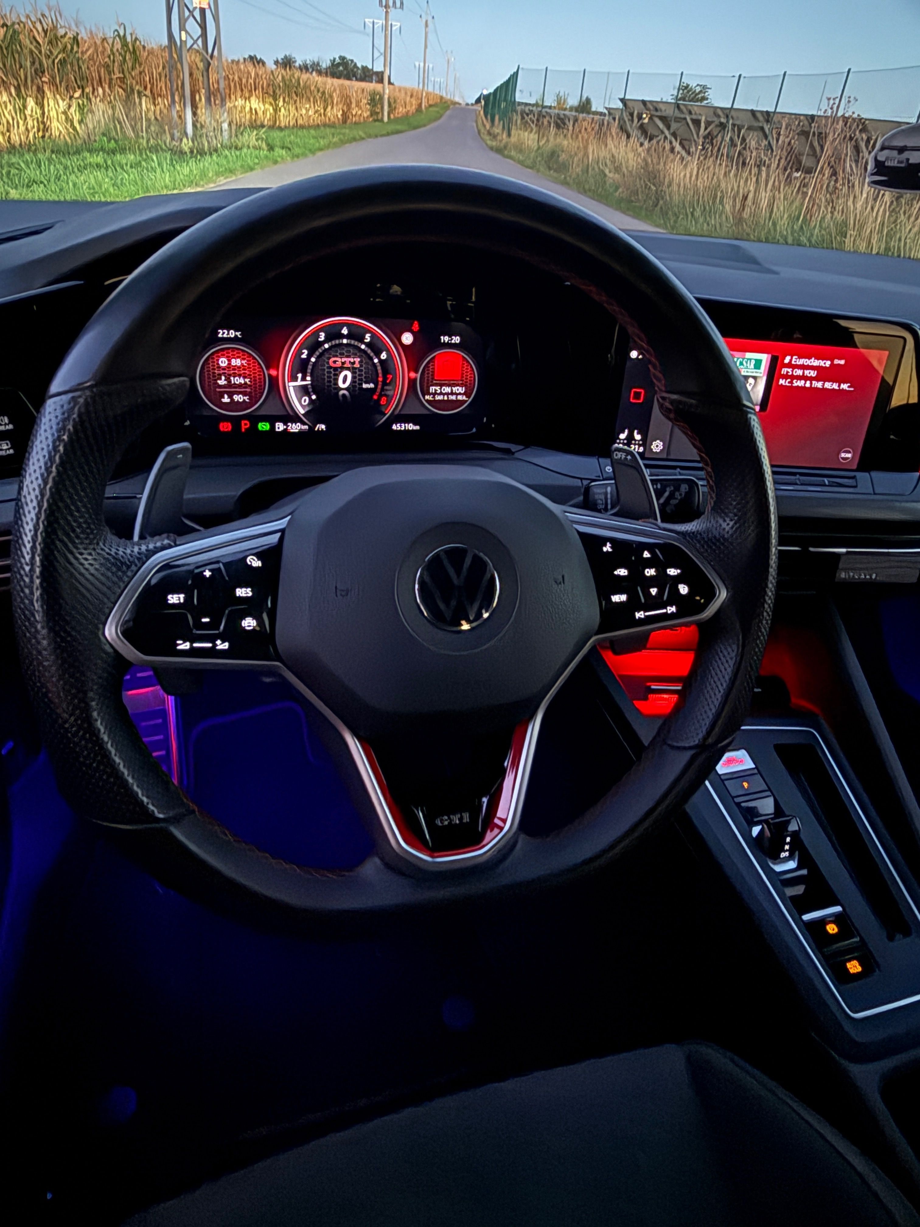 Volkswagen Golf, Volkswagen Golf 8 GTI CS - fotka 5
