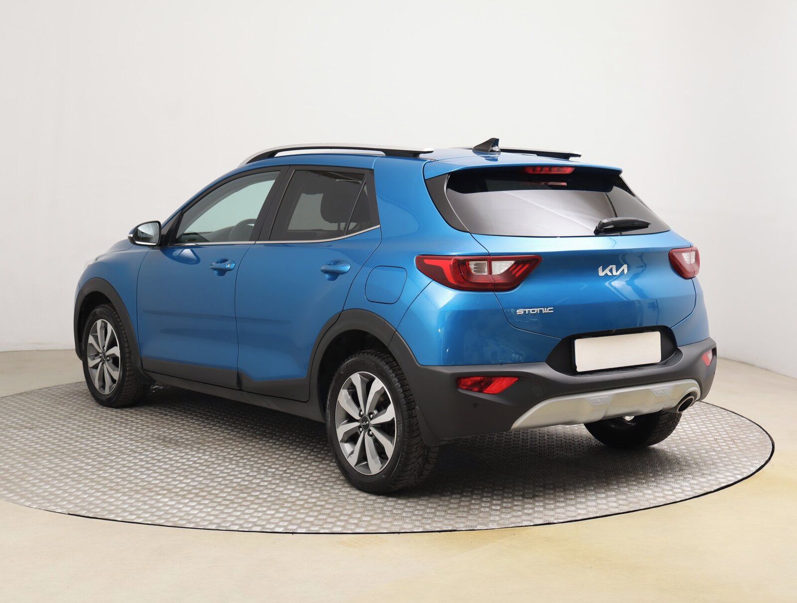 Kia Stonic, 1.2 DPI, ČR,1.maj, Kůže, Navi - fotka 4