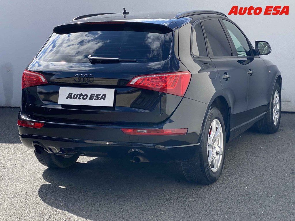Audi Q5, 2.0 TFSi quattro - fotka 4