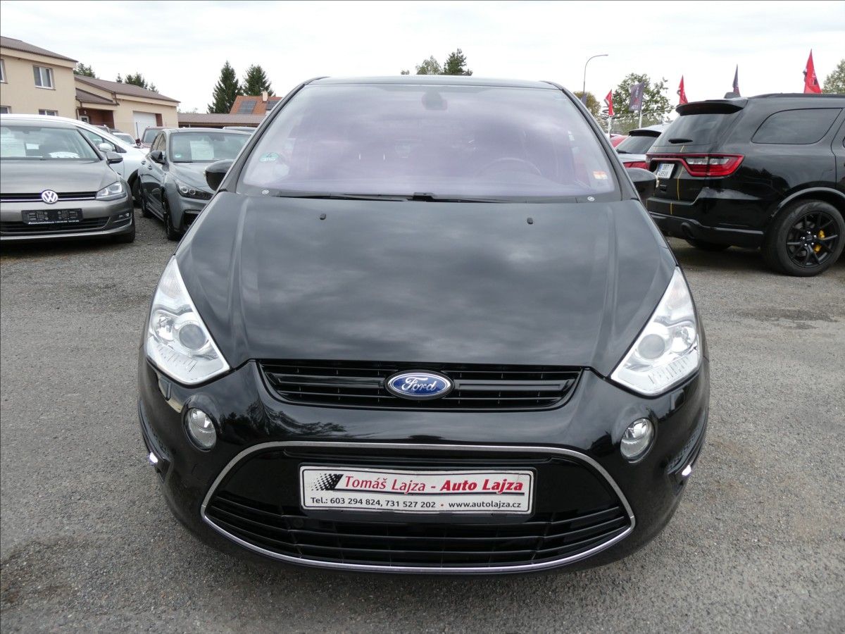 Ford S-MAX, 2,0 EcoBoost Titanium,AT,závěs - fotka 2