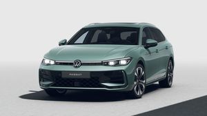Volkswagen Passat Variant, R-Line 2,0 TSI 195 kW 4x4