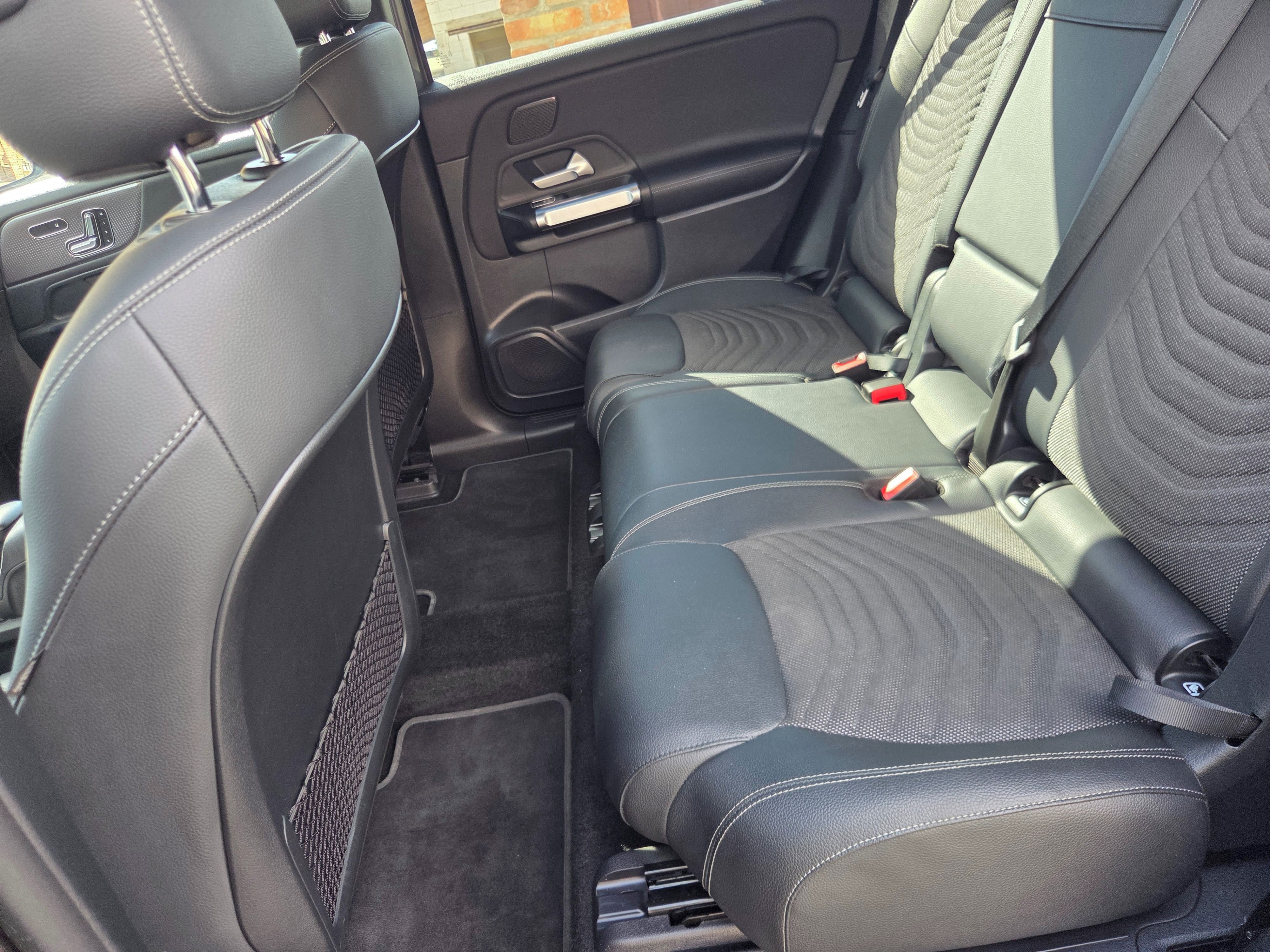 Mercedes-Benz EQB, 250 - fotka 4