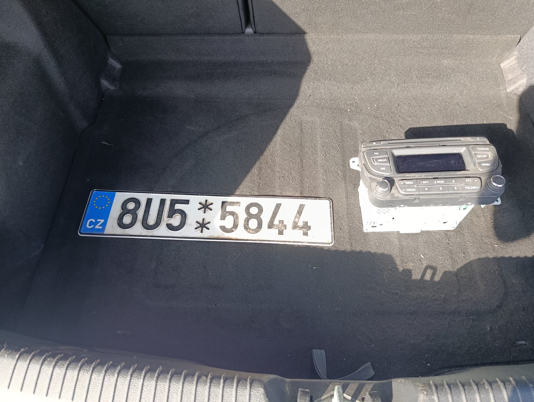 Kia Cee´d, CRDi 16v 1,6 - fotka 5