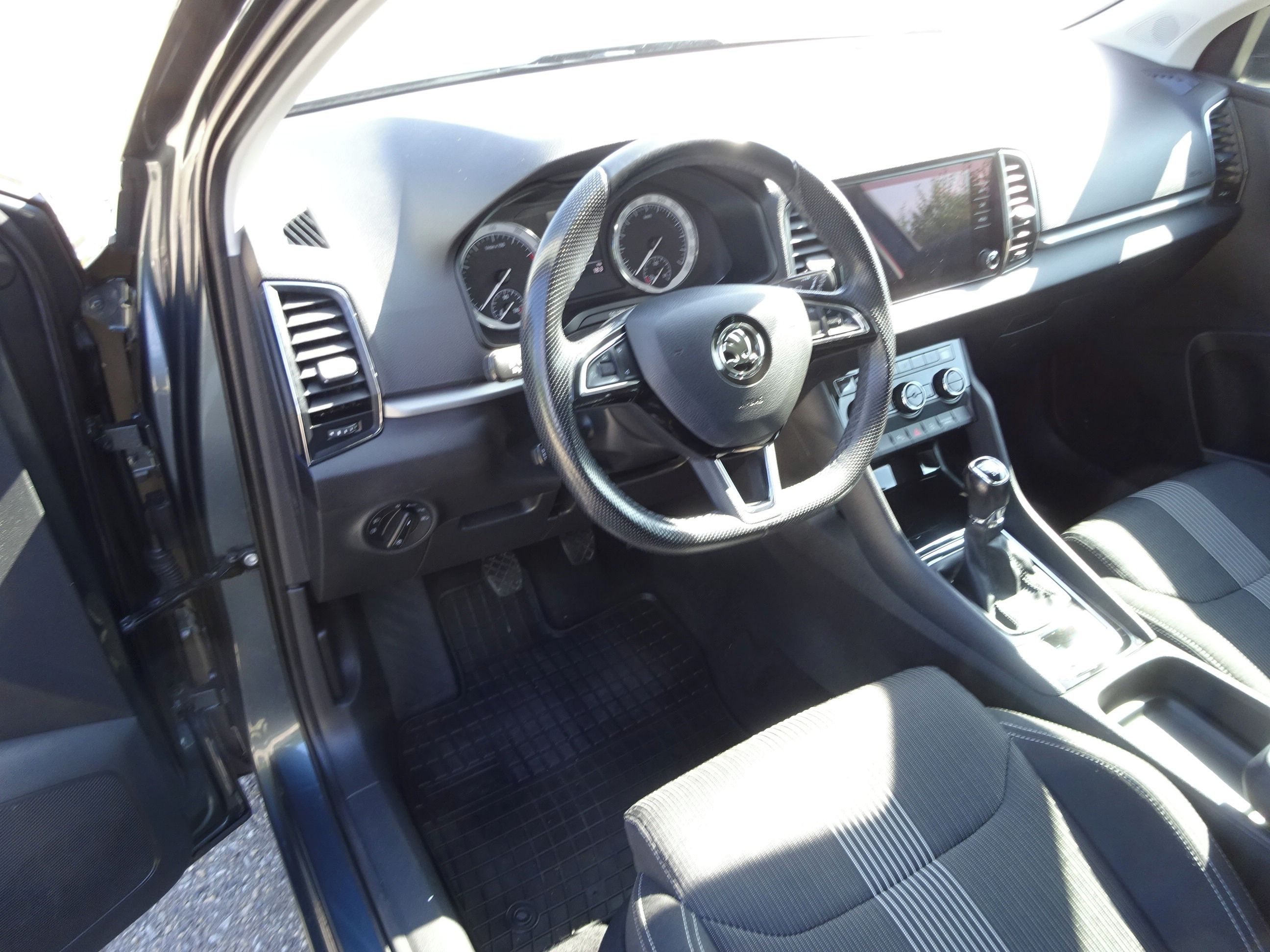 Škoda Karoq, 1,0 TSI (83 KW) - fotka 5