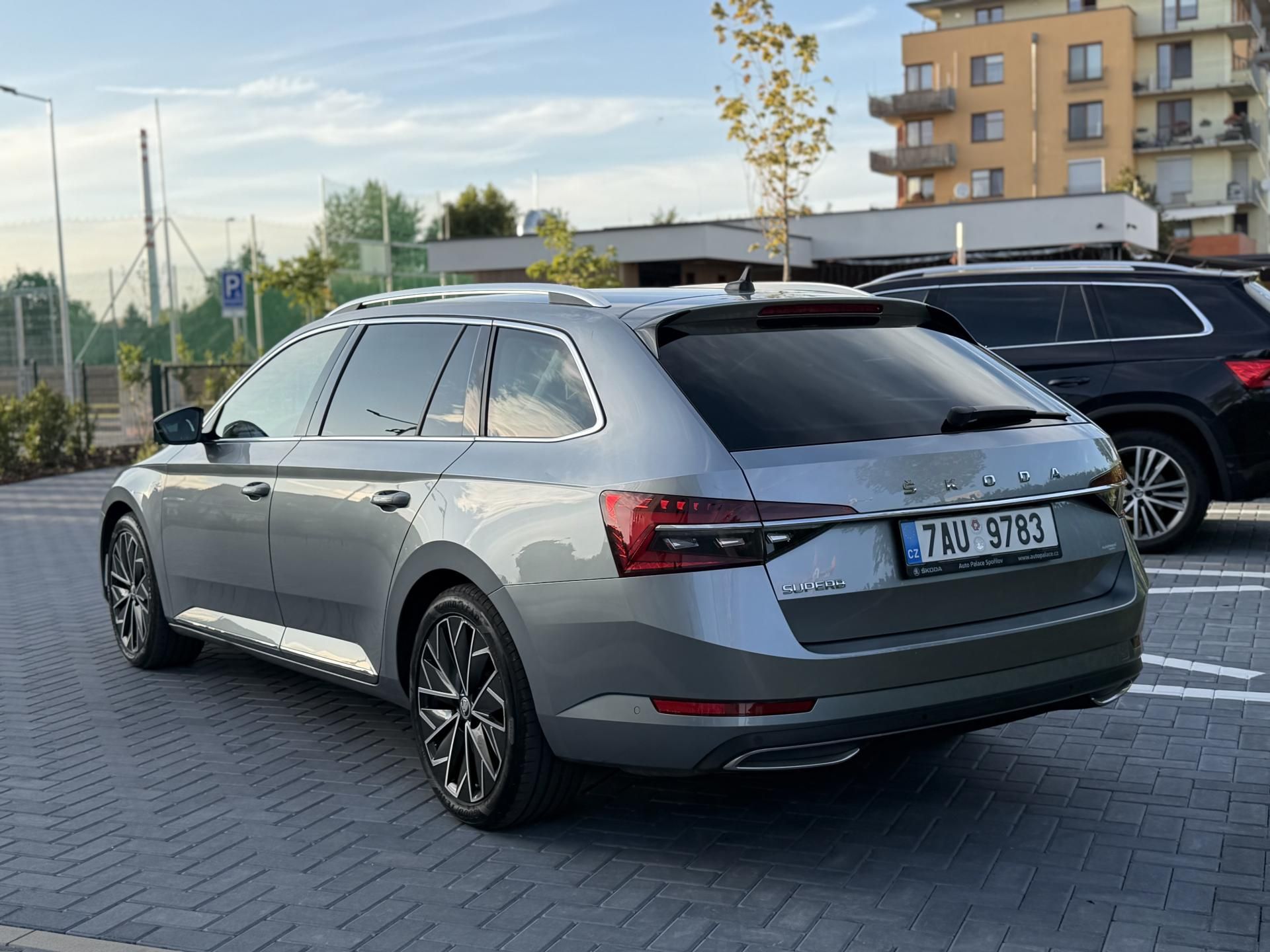 Škoda Superb, L&K/2.0 TDi 140 kw/DSG - fotka 3