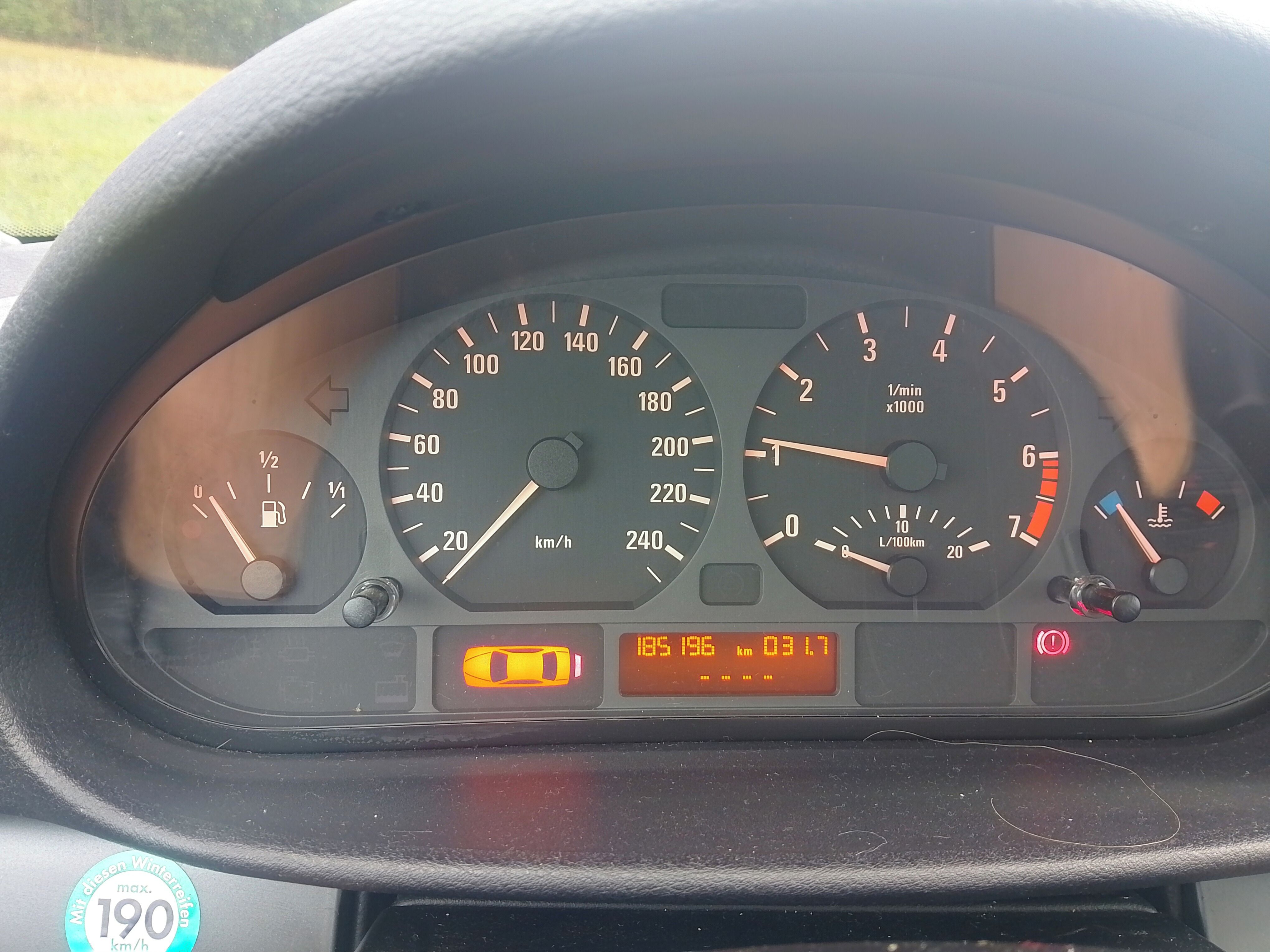 BMW Řada 3 - fotka 4