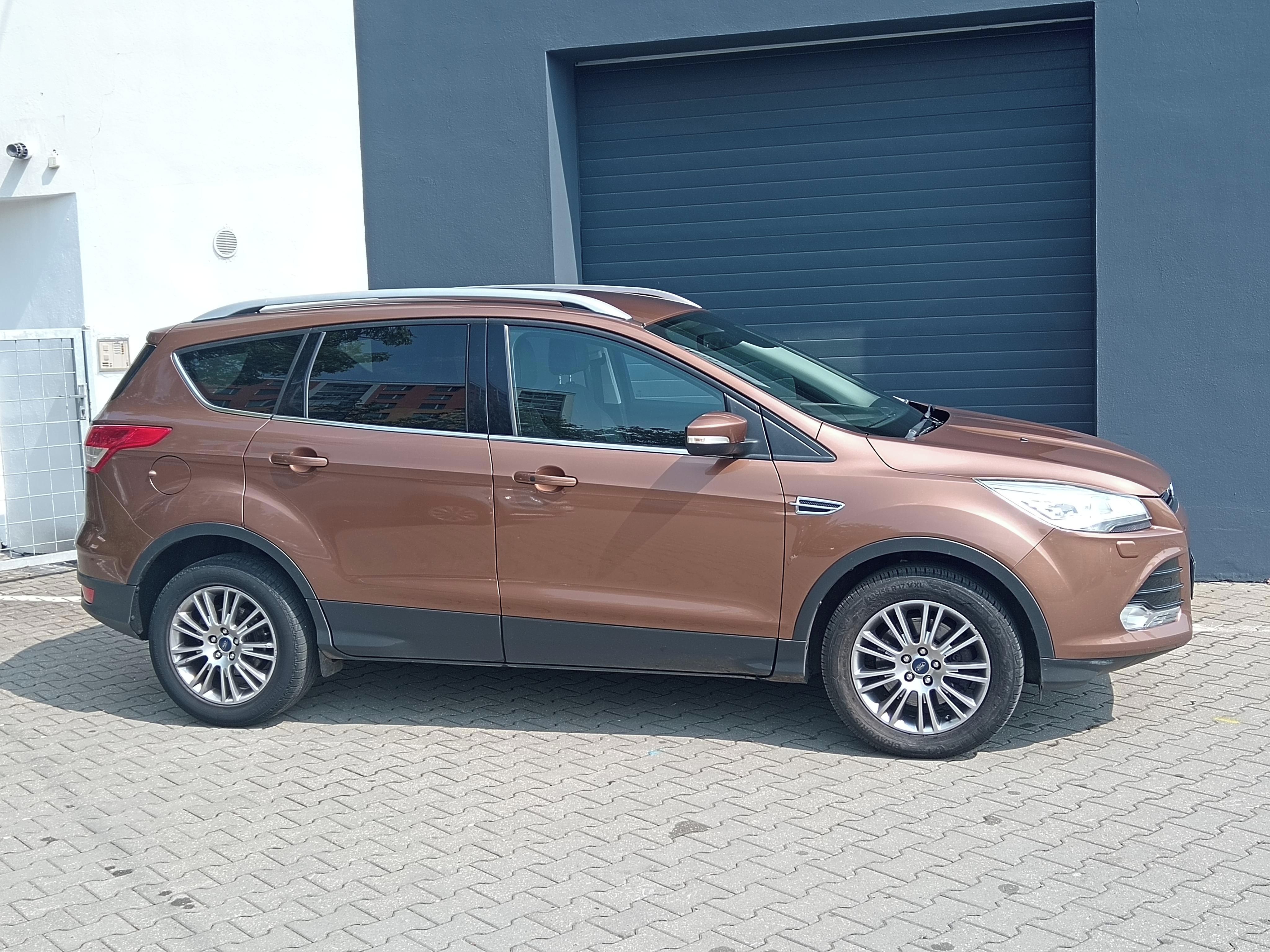 Ford Kuga, 2,0 TDi 4x4 - fotka 4