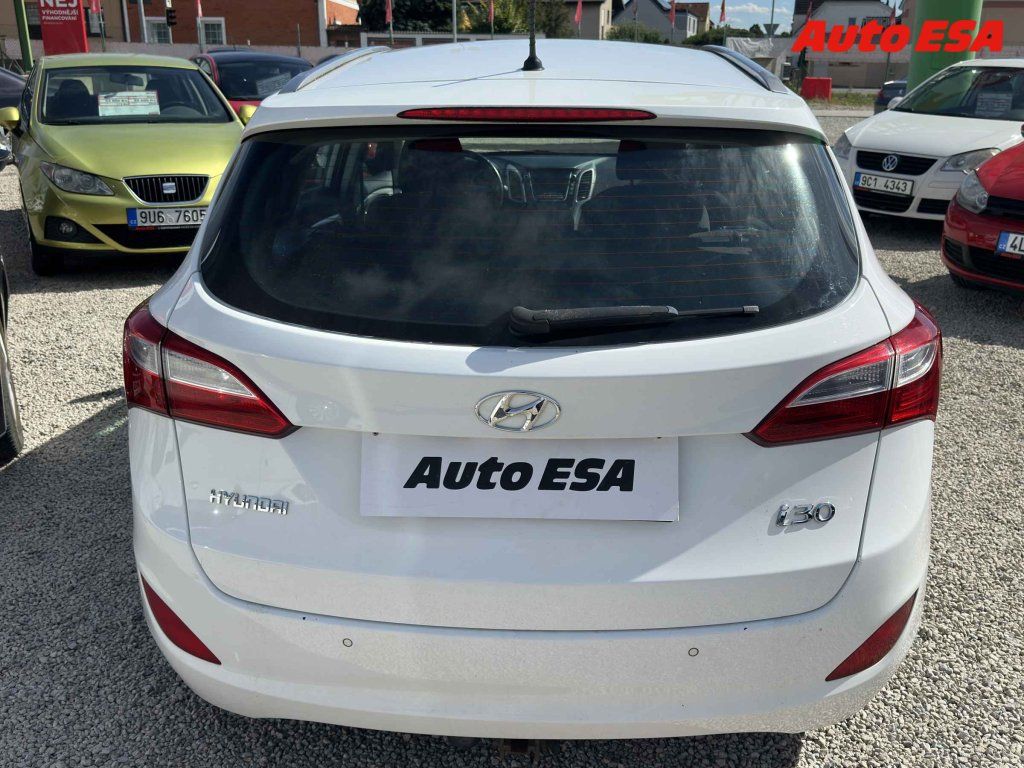 Hyundai i30, 1.6 - fotka 5