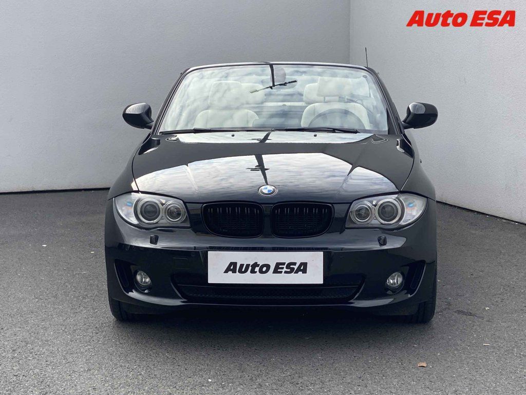 BMW Řada 1, 2.0D - fotka 4