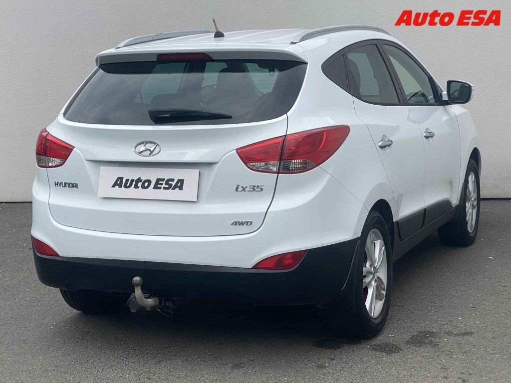 Hyundai ix35, 2.0 i,ČR - fotka 4