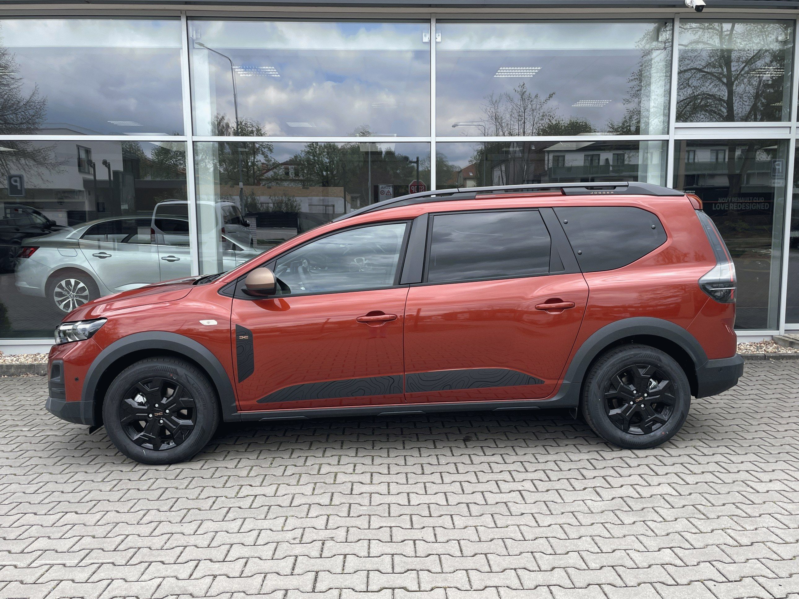 Dacia Jogger, Eco-G 120 Extreme 7 míst - fotka 4