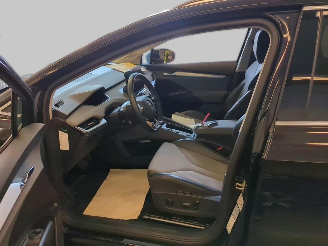 Škoda Enyaq, 150kw, iV80 19ALU TZ SOH 96% - fotka 6