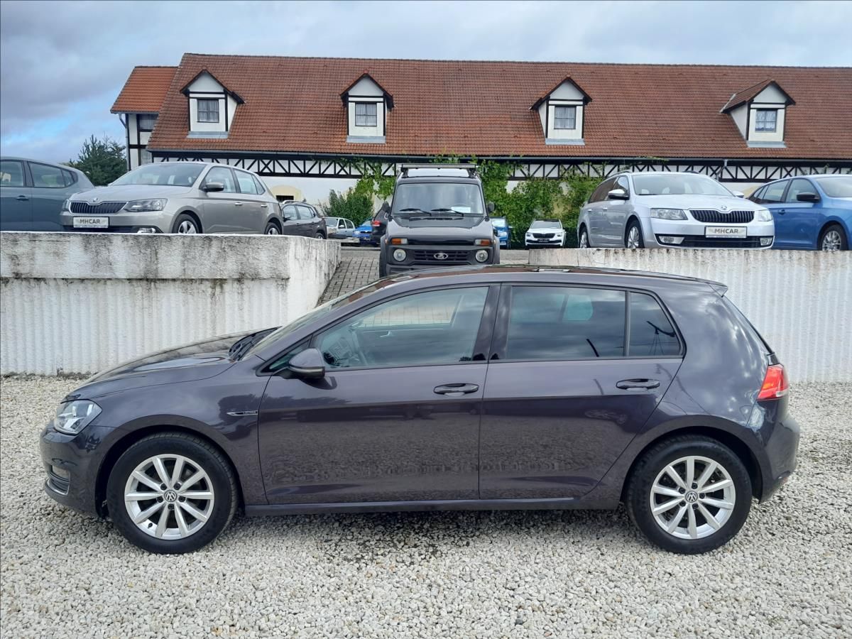 Volkswagen Golf, VII 1,2 TSI 81kW LOUNGE - fotka 4