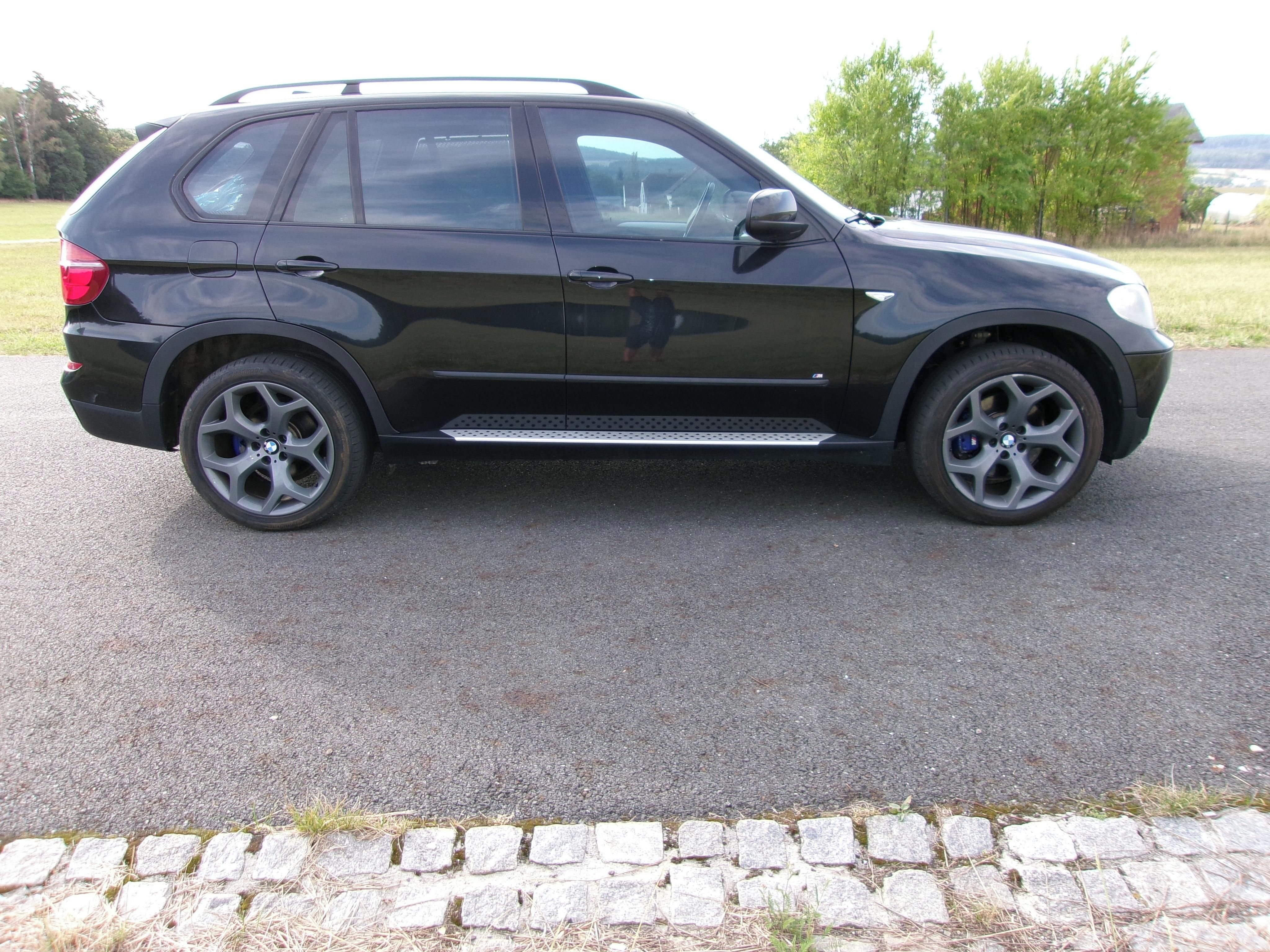 BMW X5, 3,0D 4X4 automat - fotka 4