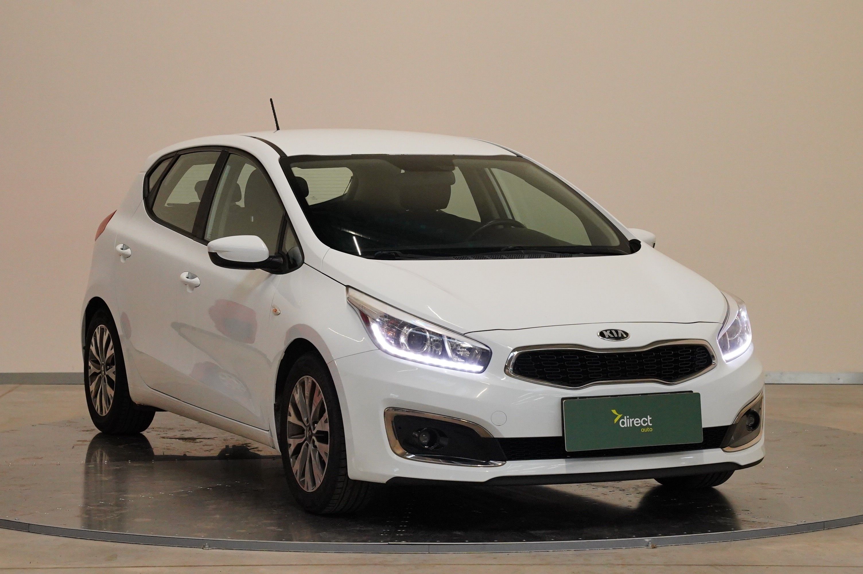 Kia Cee´d, 1.4 CVVT 73 kW Comfort Plus - fotka 2