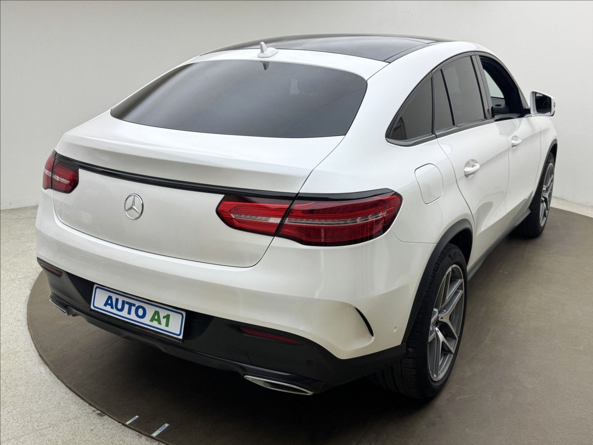 Mercedes-Benz GLE, 3,0 AMG 4X4 LED DPH PANO TAŽNÉ - fotka 4