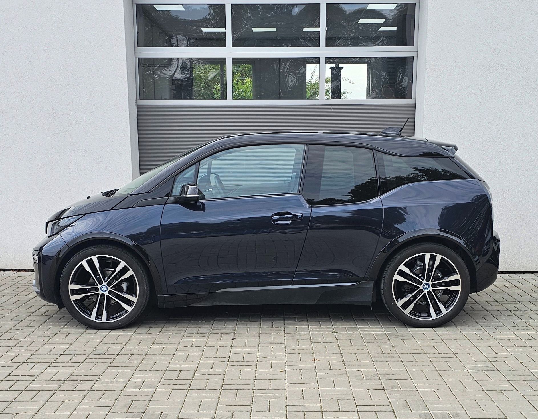 BMW i3, 120Ah, SoH 98% - fotka 4