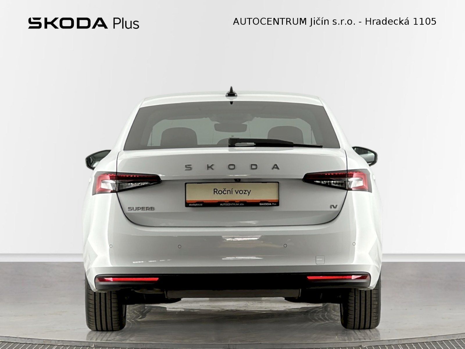 Škoda Superb, iV DSG 1.5TSI 150kW Selection - fotka 6