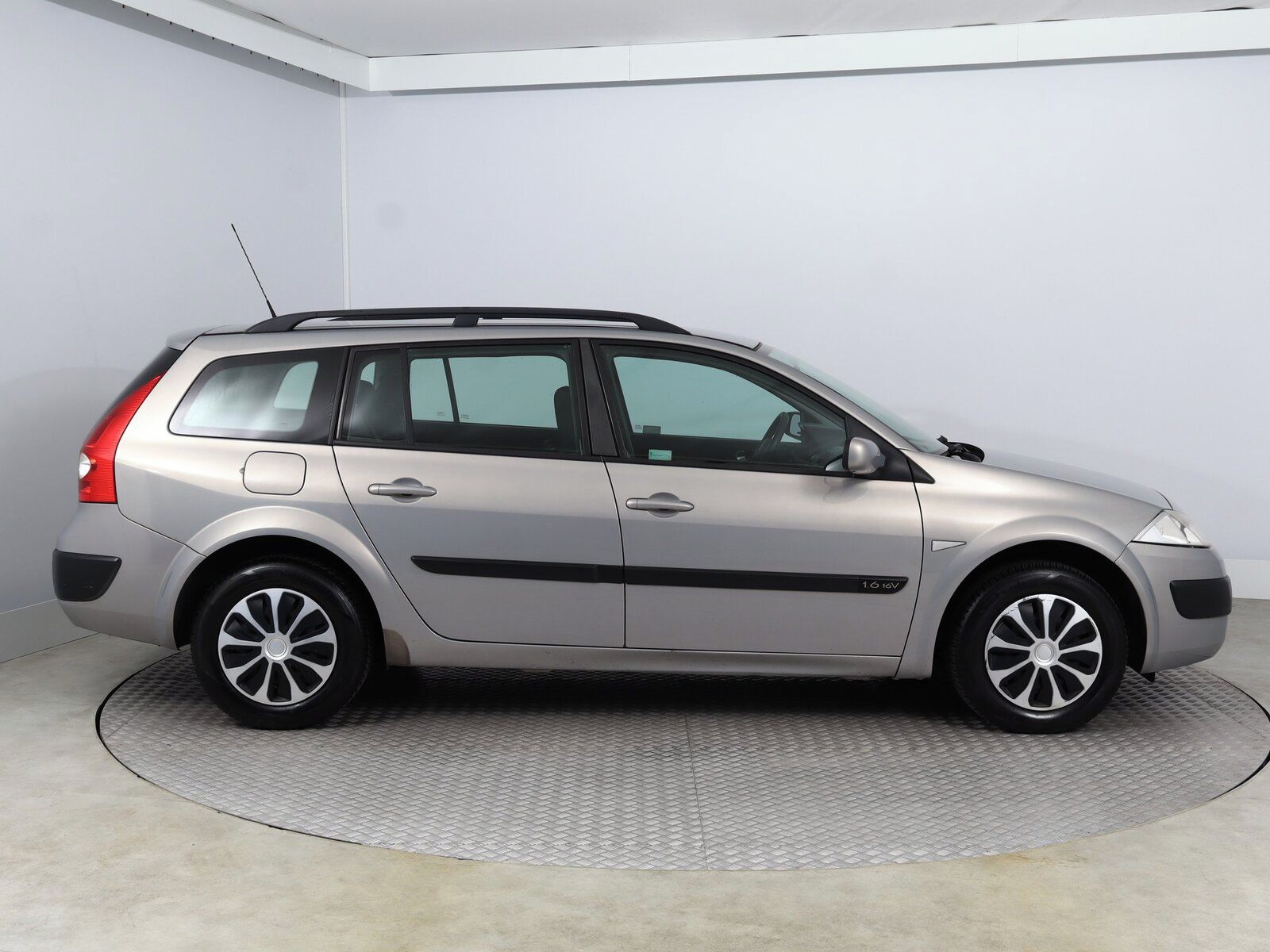 Renault Mégane, 1.6 16V , jezdí dobře - fotka 6