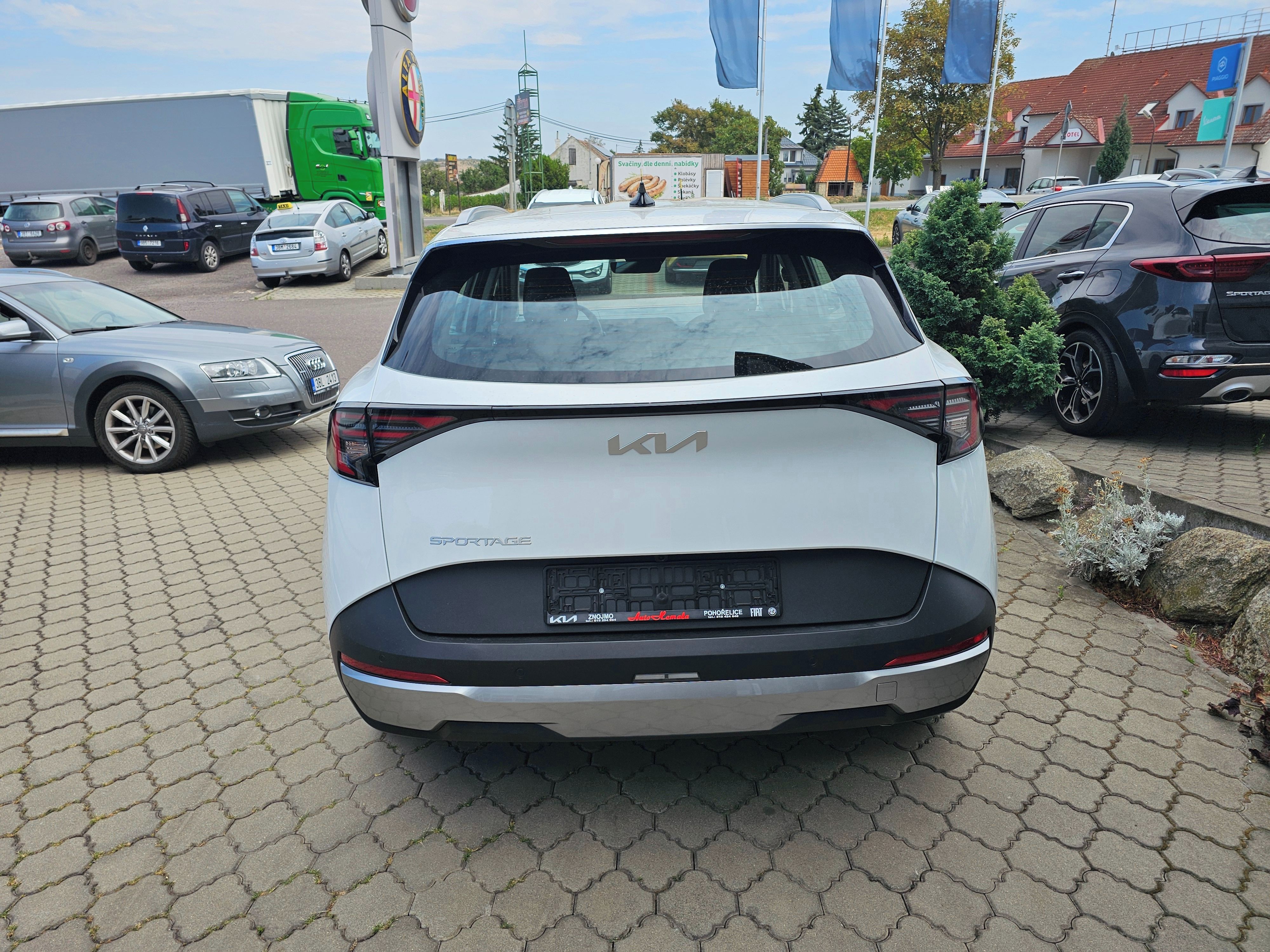 Kia Sportage, 1,6 T-GDi 4x2 7DCT EXCLUSIVE - fotka 4