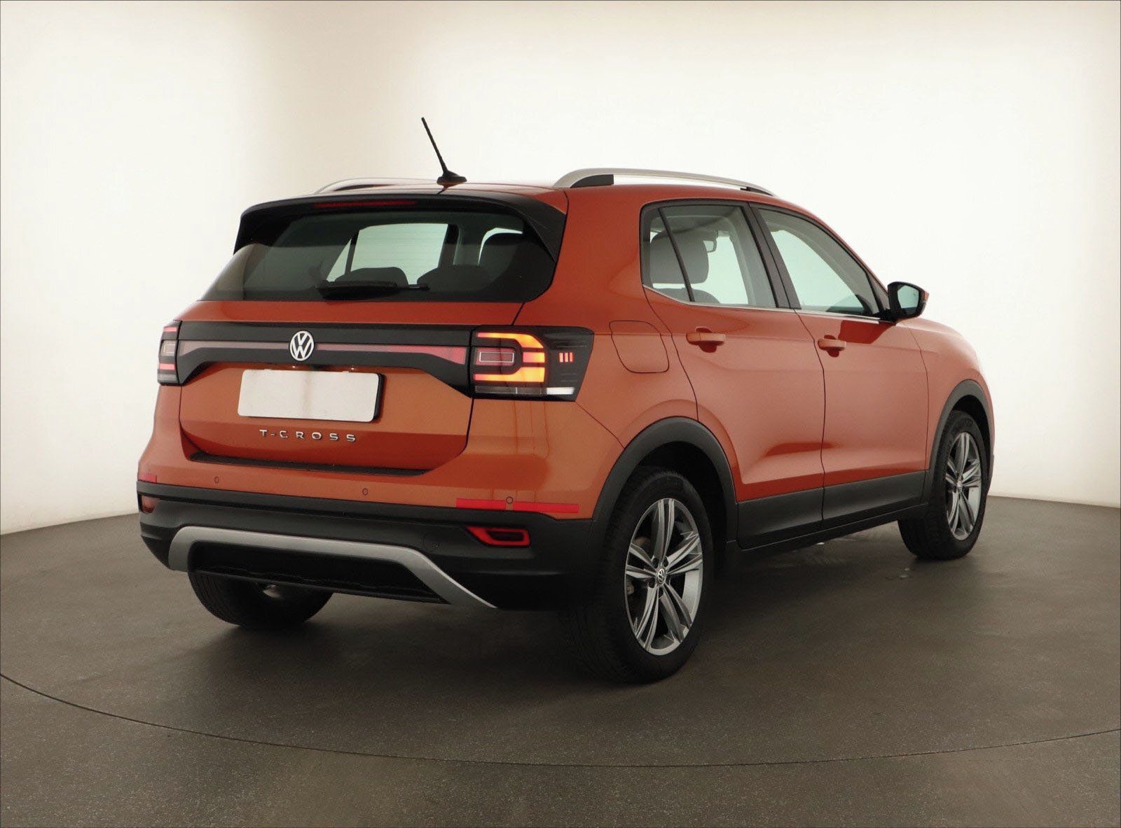 Volkswagen T-Cross, 1.0 TSI, Serv.kniha - fotka 5