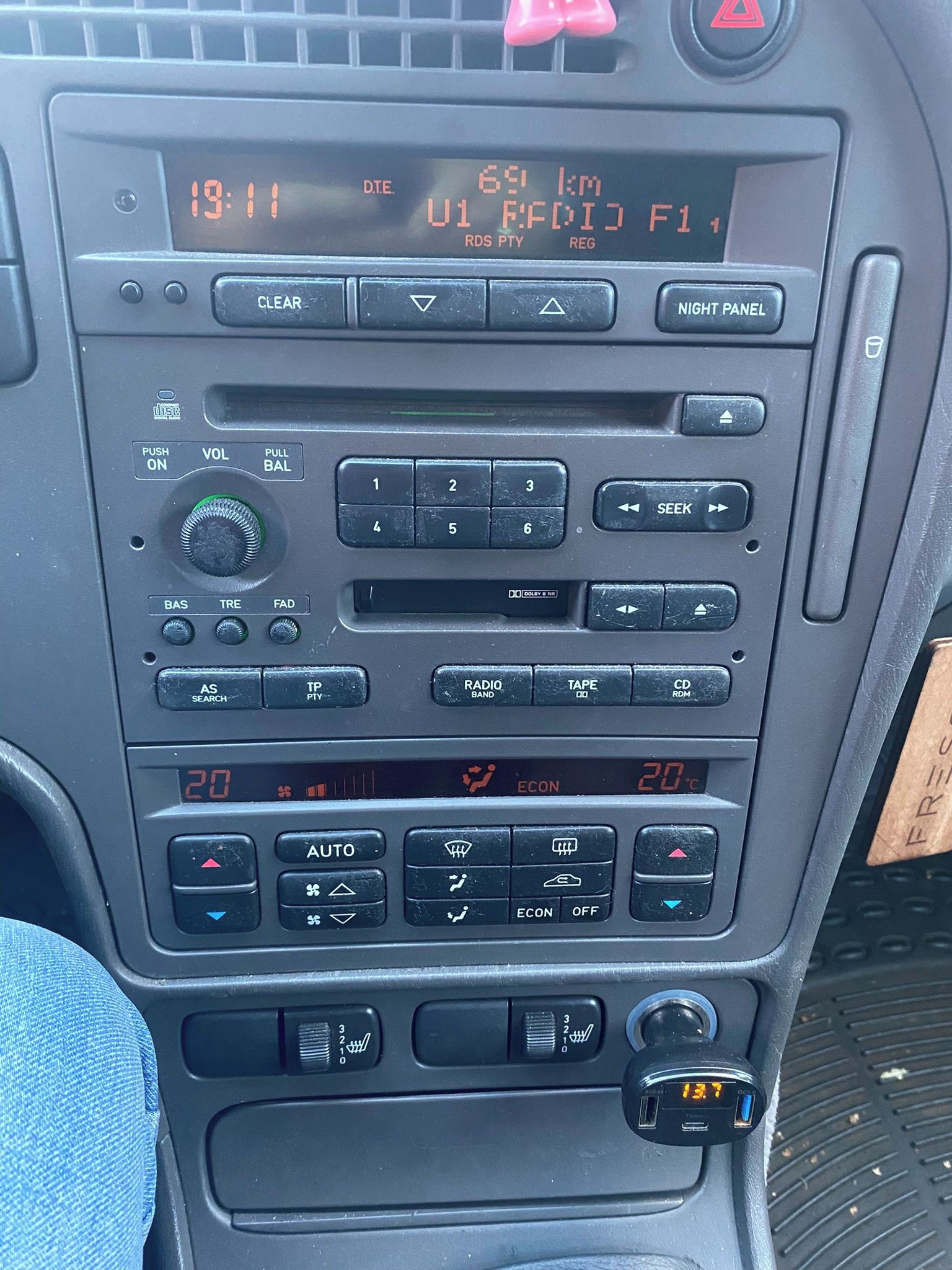 Saab 9-5, Saab 9-5 2.0t 2001 - fotka 2