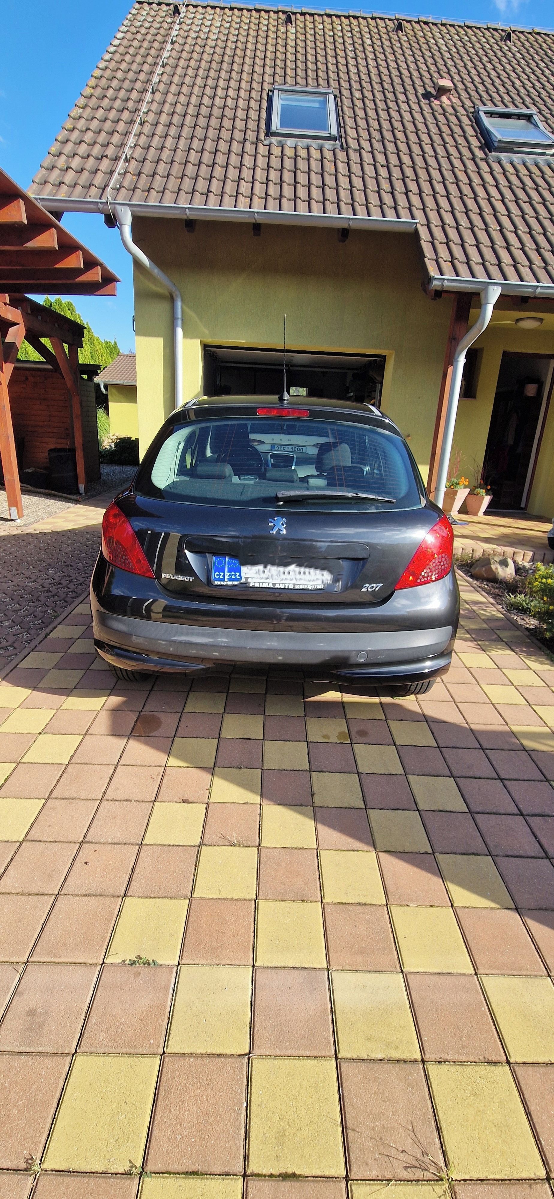 Peugeot 207, 1.4 benzin - fotka 4
