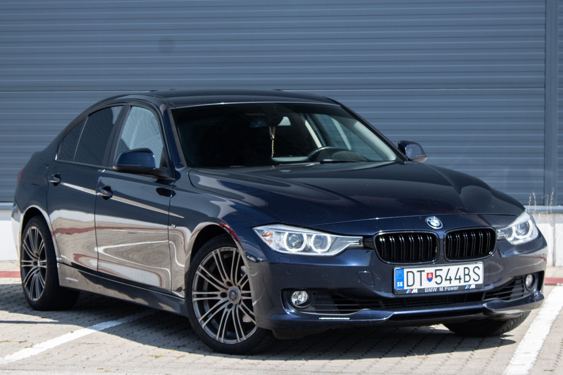 BMW, rad 3 - fotka 4