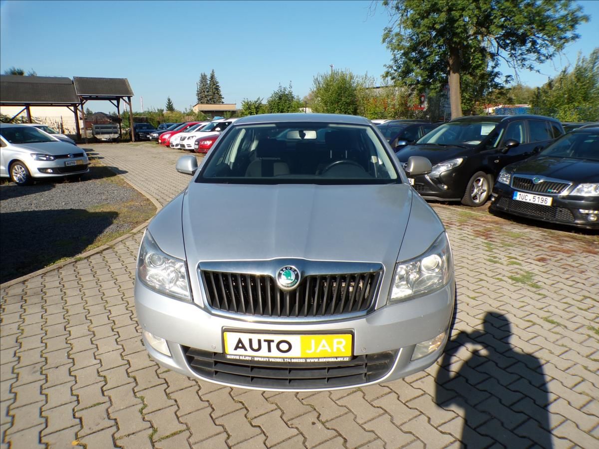 Škoda Octavia, 2,0 TDI-103KW  DSG - fotka 3