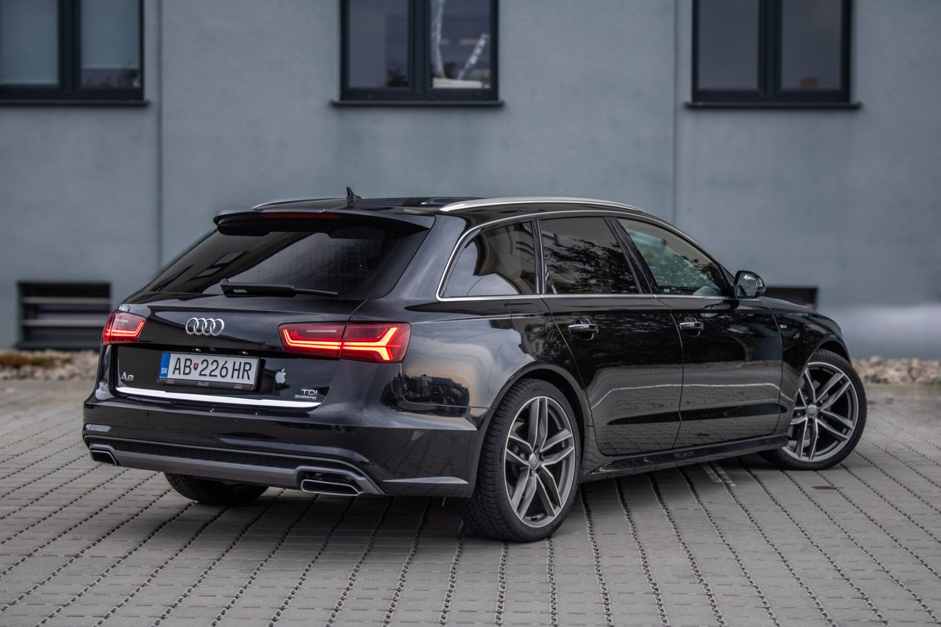 Audi A6 Avant - fotka 5