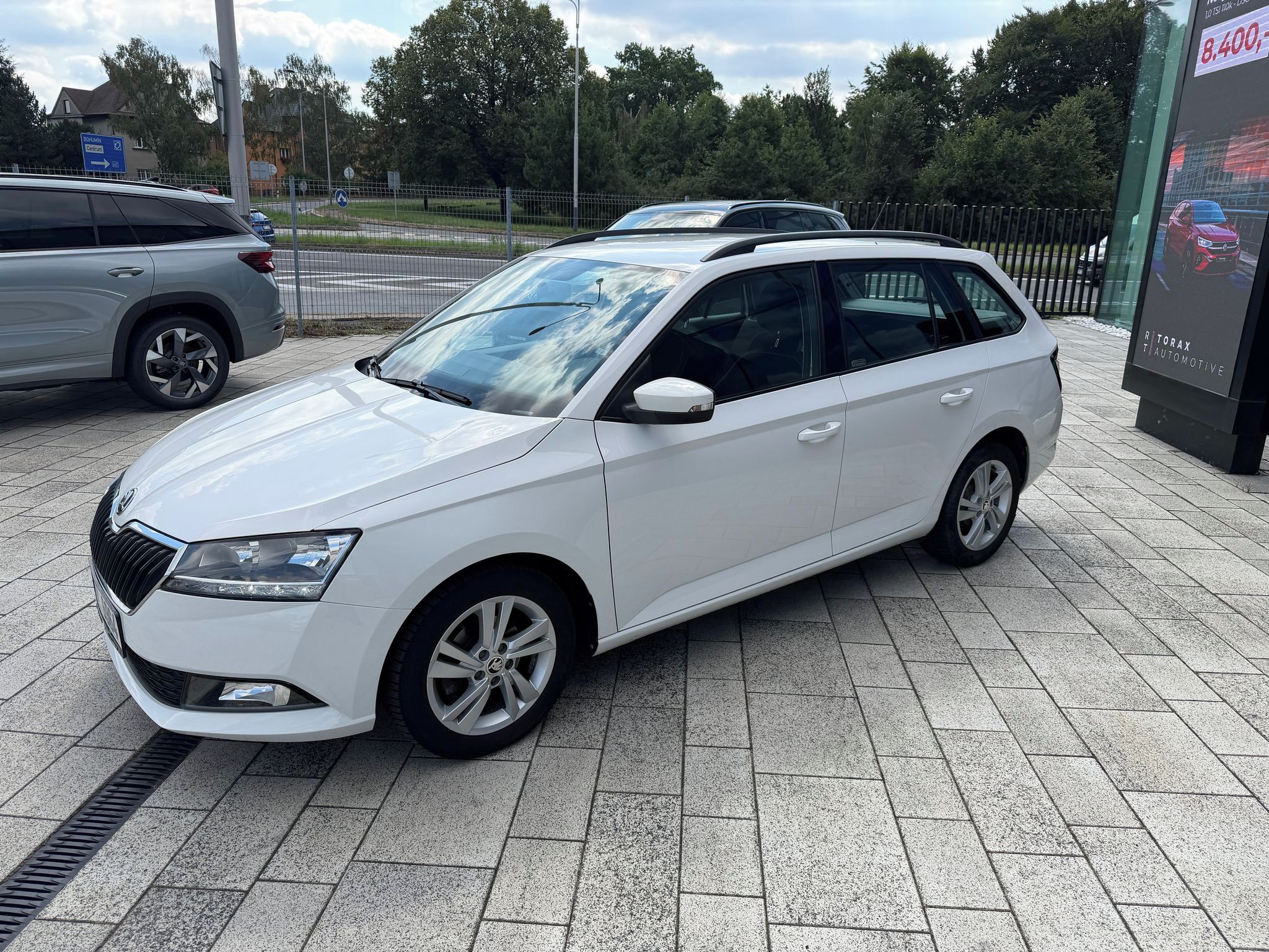 Škoda Fabia, Ambition  1,0TSI 70kW - fotka 4