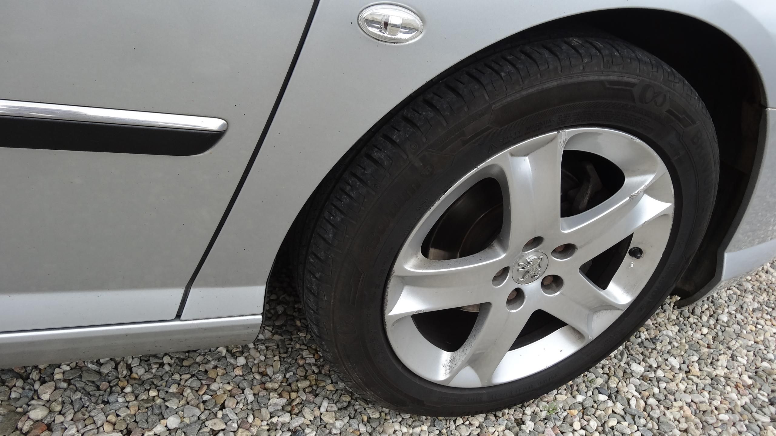 Peugeot 407, 407 SW kom. 2.0TDi Navi, 100kW - fotka 3