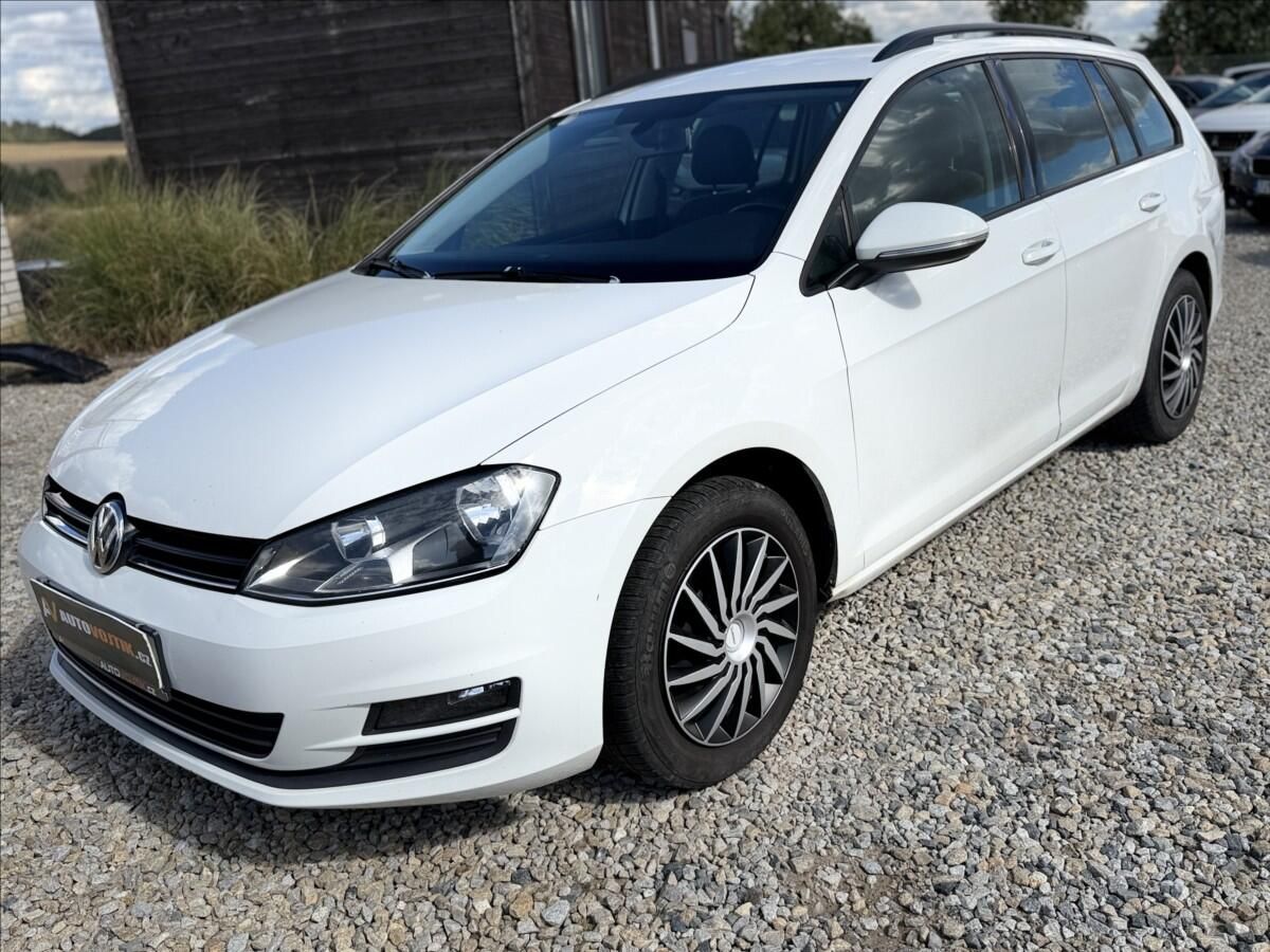 Volkswagen Golf, 1,6 TDI NAVIGACE +SADA ALU KOL