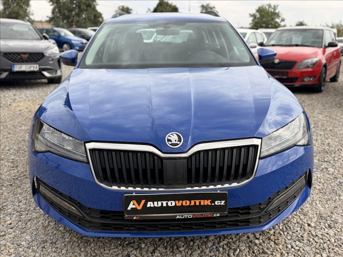 Škoda Superb, 1,5 TSI 110kW DSG +SADA ALU - fotka 2