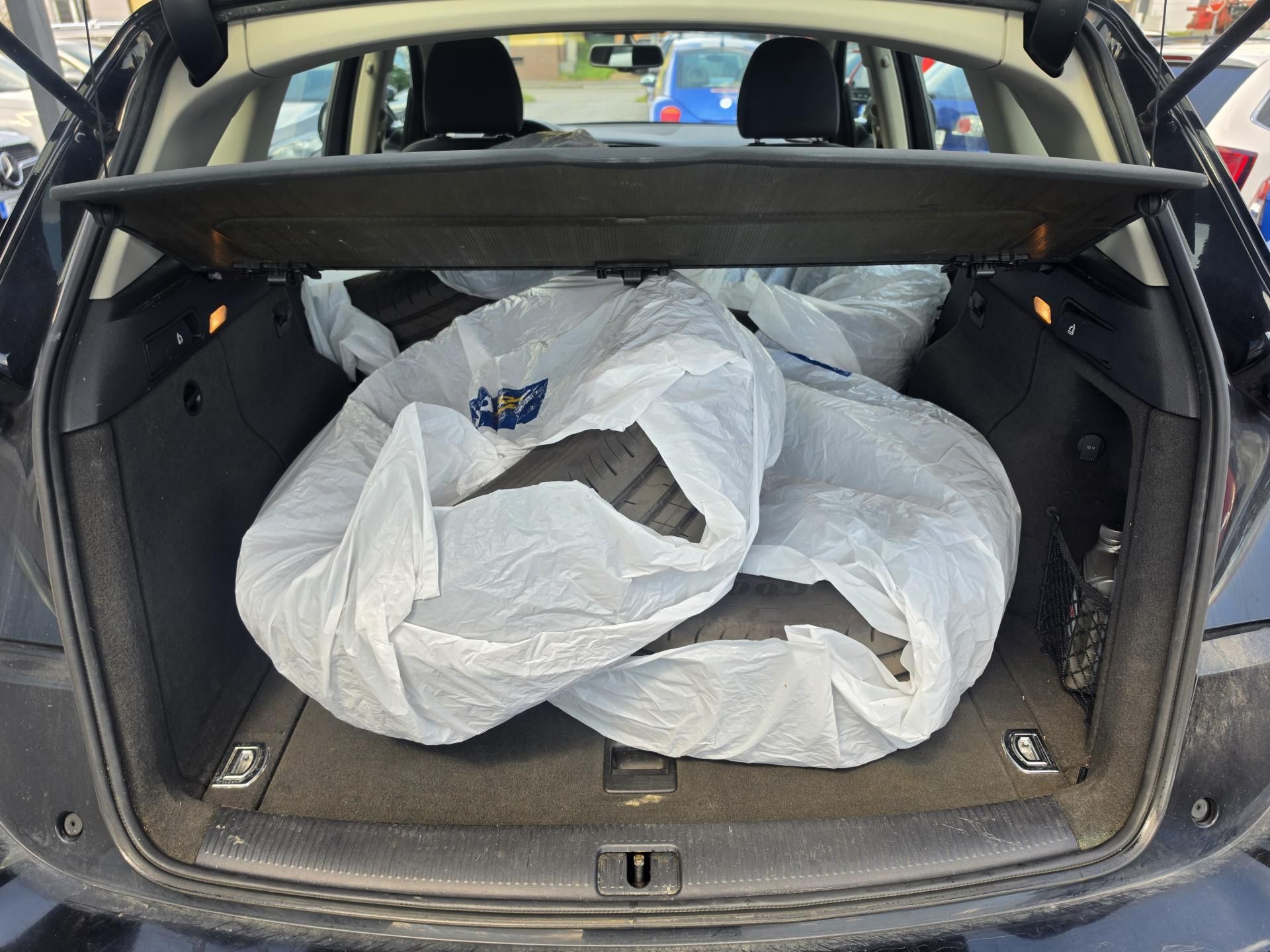 Audi Q5, 2.0 TDI Quattro - fotka 5