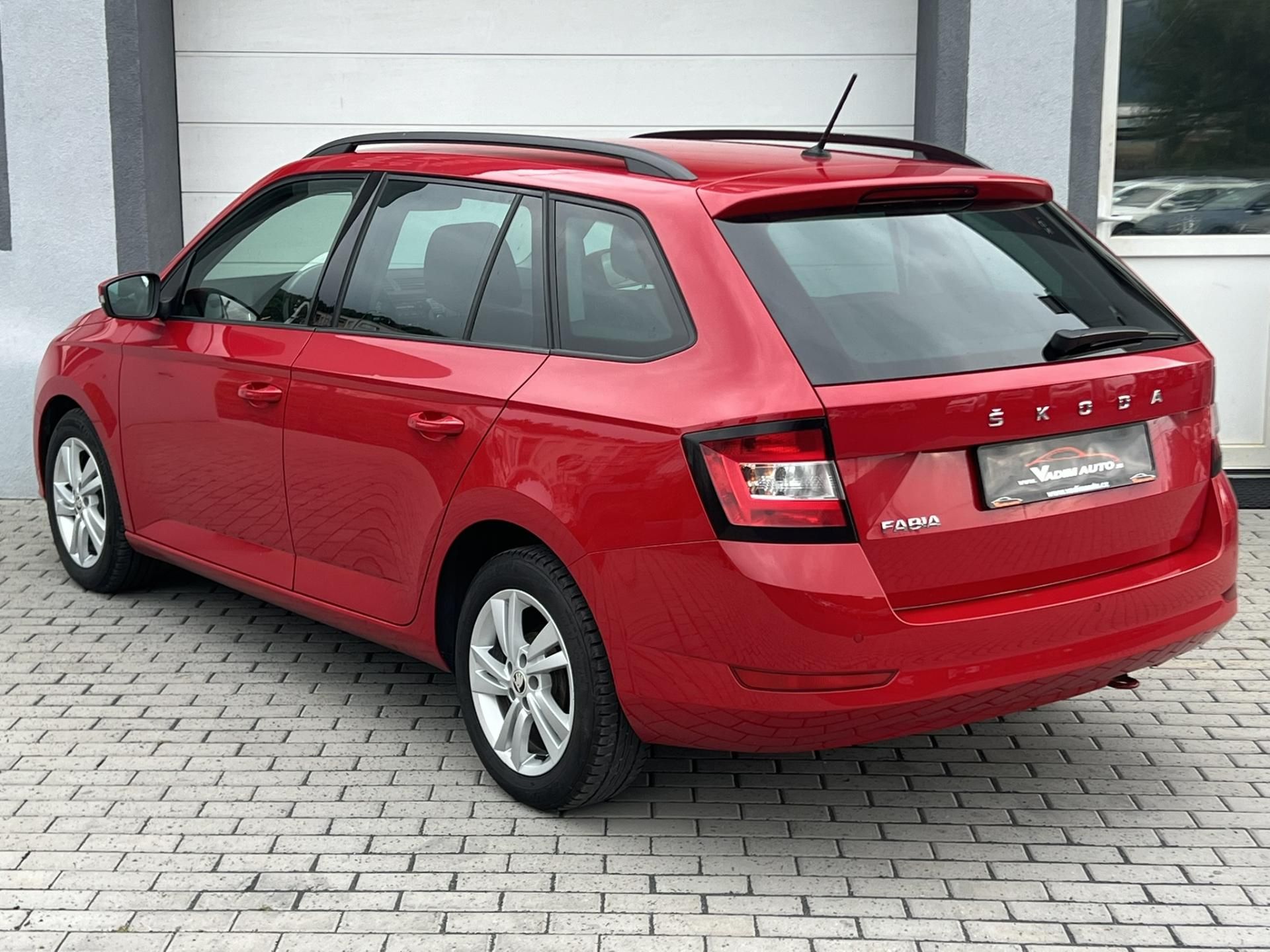 Škoda Fabia, 1.0TSI 70kW STYLE ČR NOVÉ - fotka 3