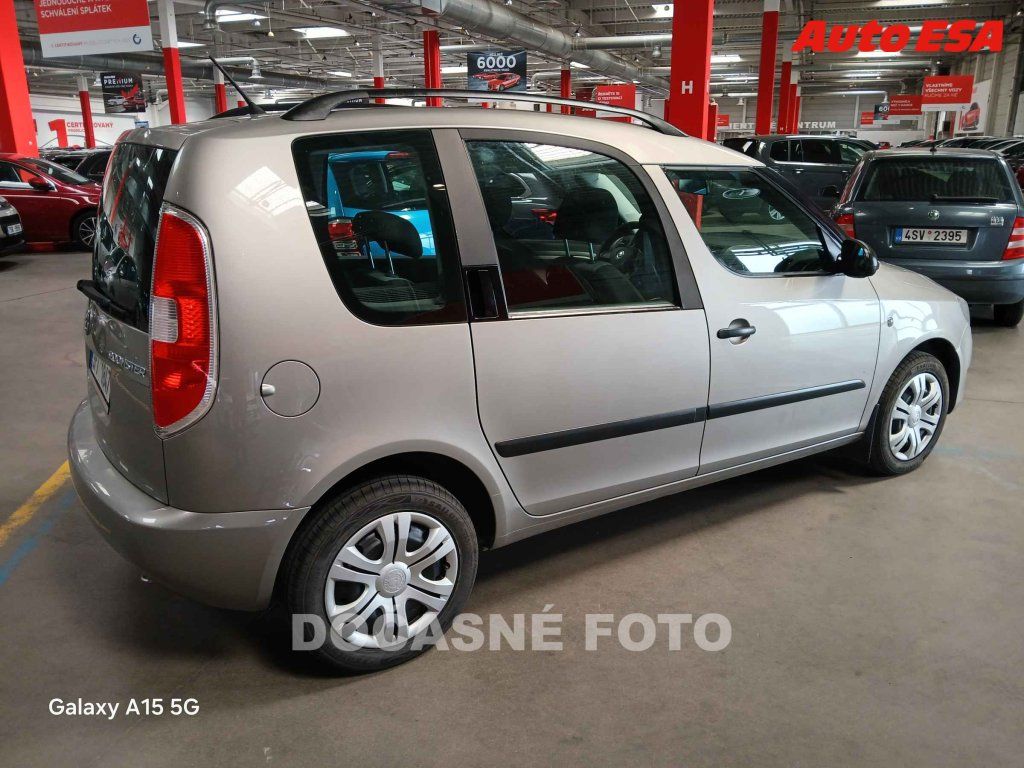 Škoda Roomster, 1.2 Tsi,1.maj - fotka 2