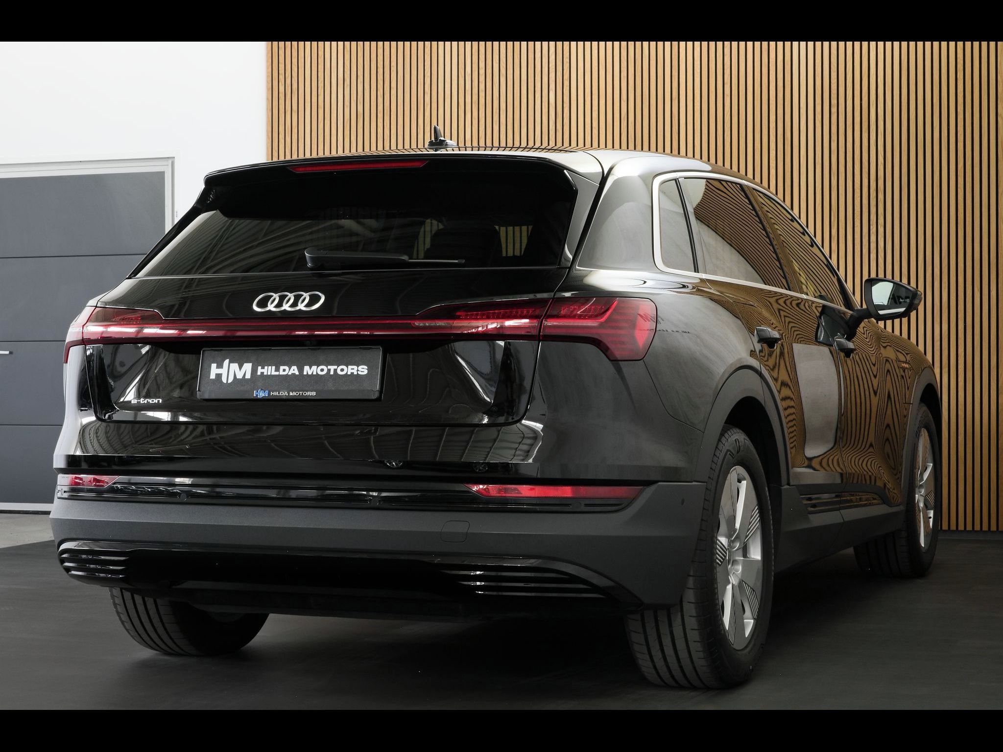 Audi e-tron, 55 300kW Tažné HUD NightVision - fotka 5