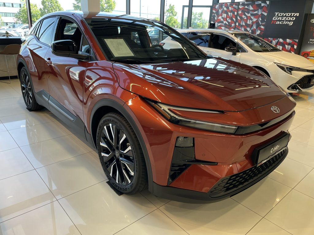 Toyota C-HR, BEV 224k ODBĚR IHNED