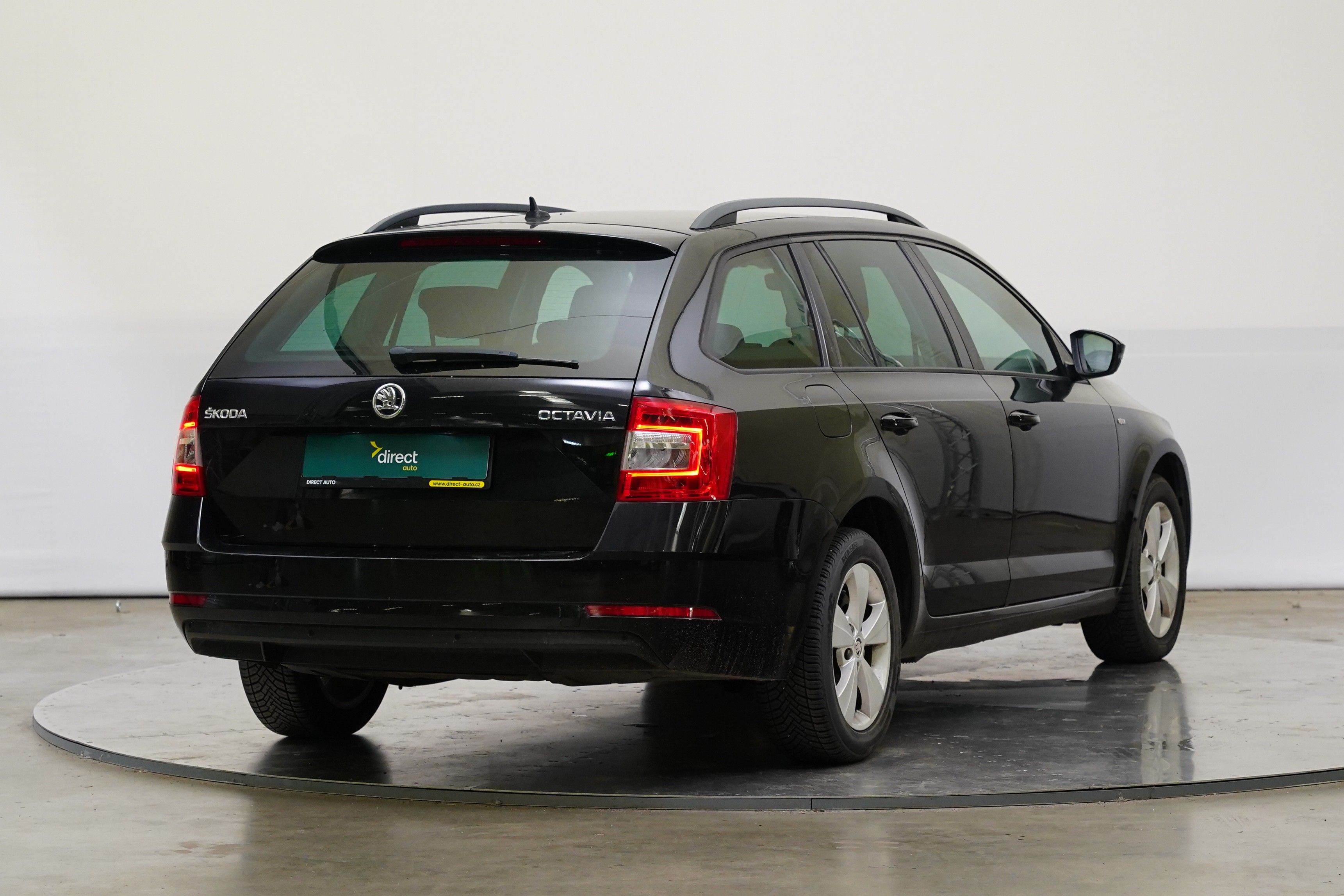 Škoda Octavia, 1.0 TSI 85 kW Soleil - fotka 2