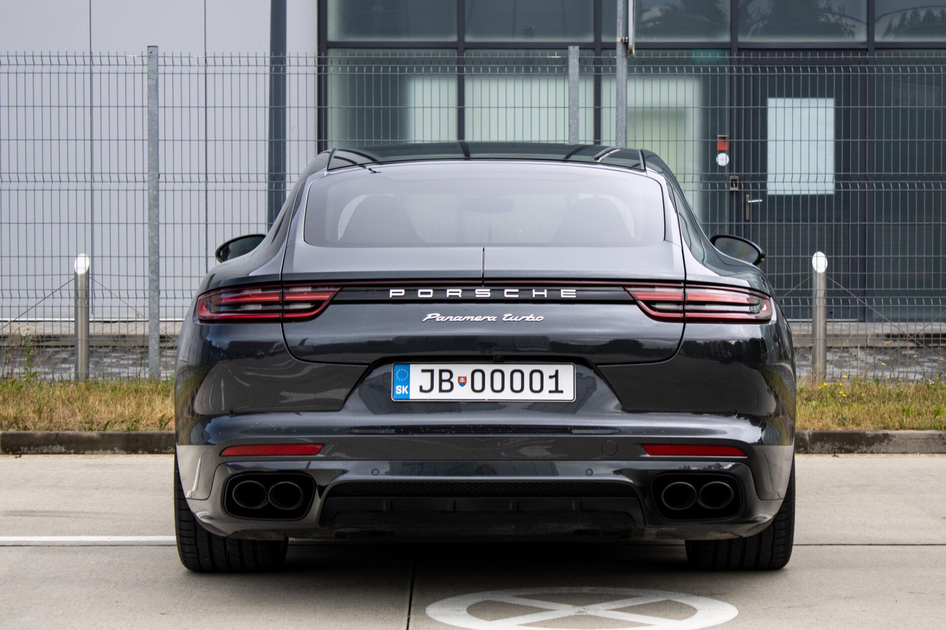 Porsche Panamera - fotka 6