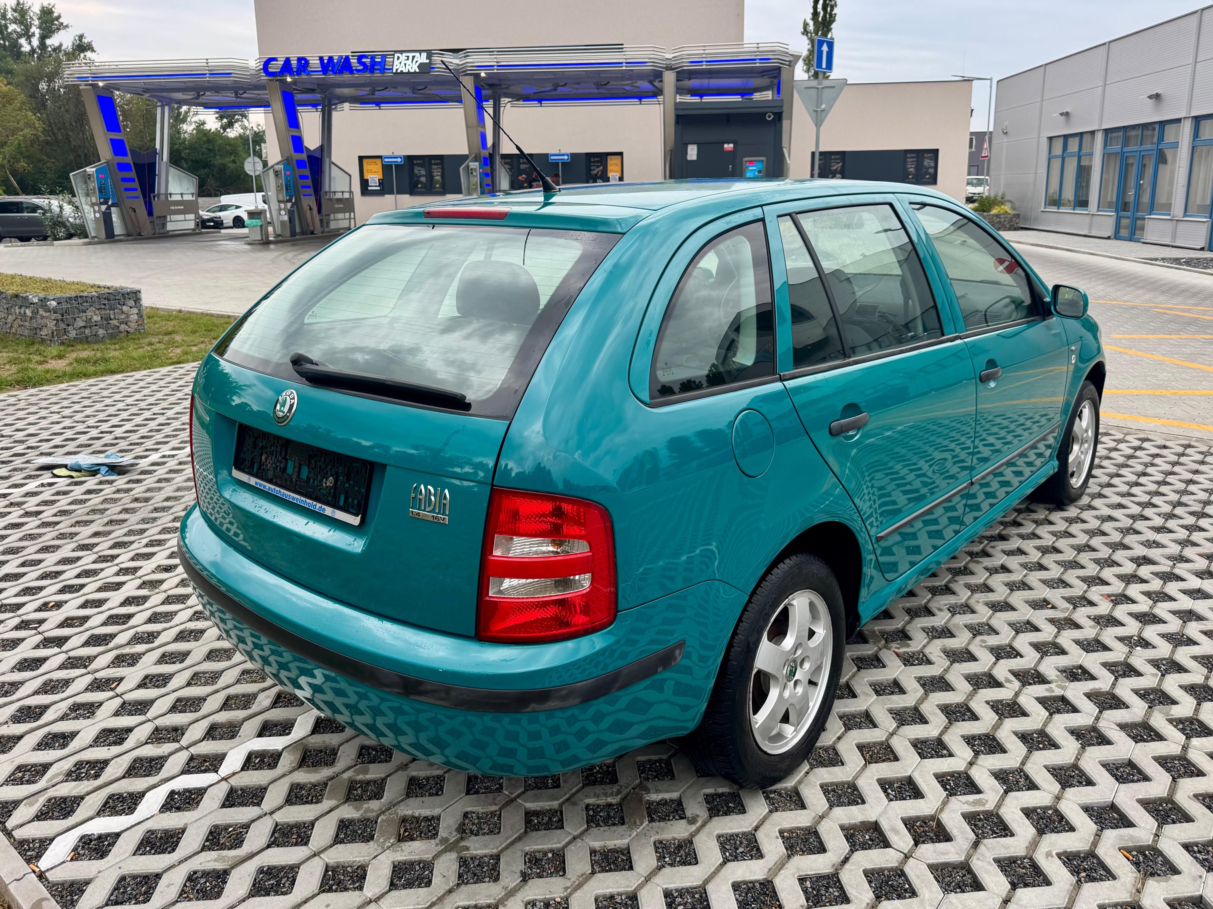 Škoda Fabia, 1.4 16v 55kW.Klima.99tkm. - fotka 3