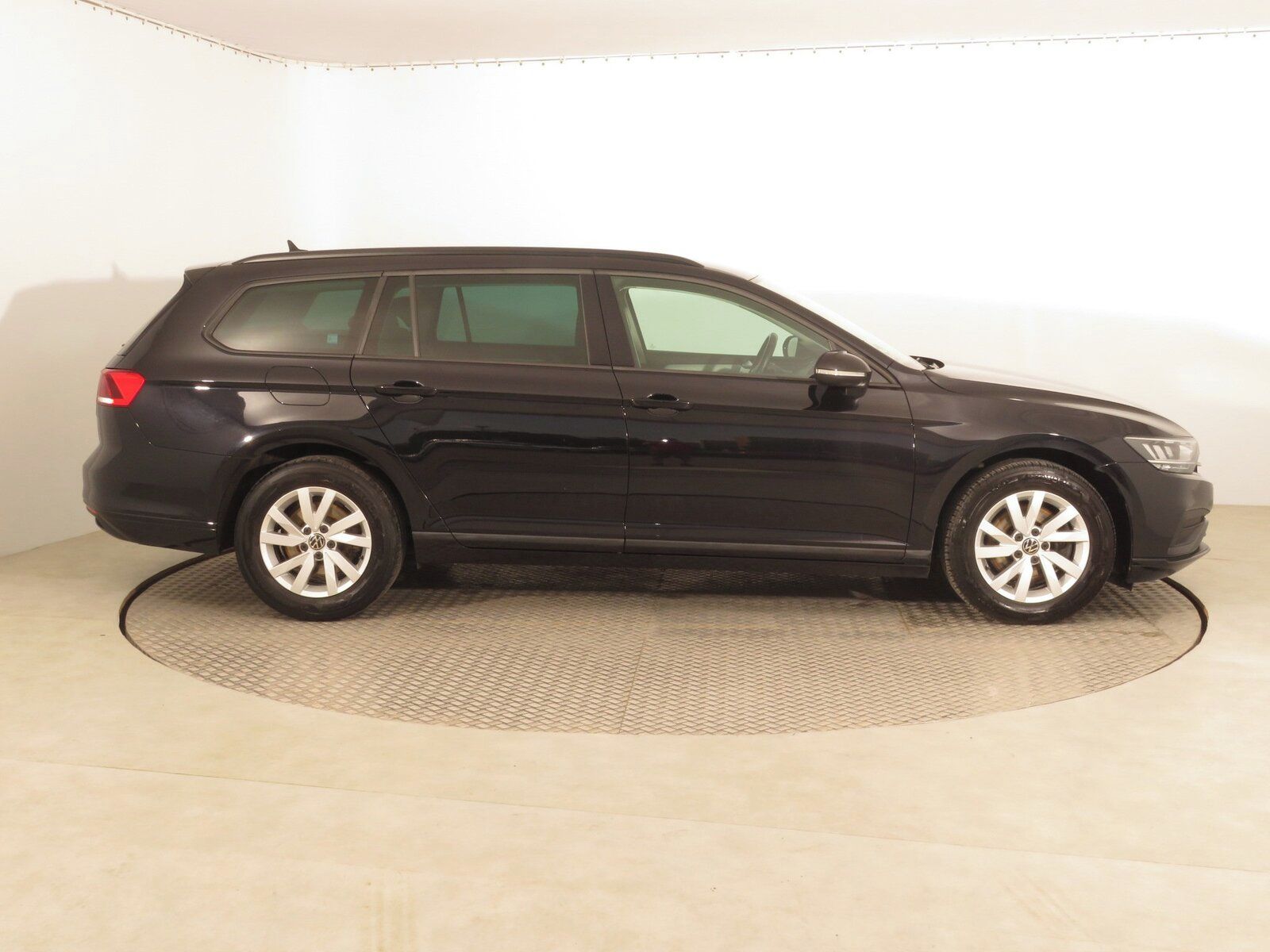 Volkswagen Passat, 2.0 TDI, Comfortline, Automat - fotka 6