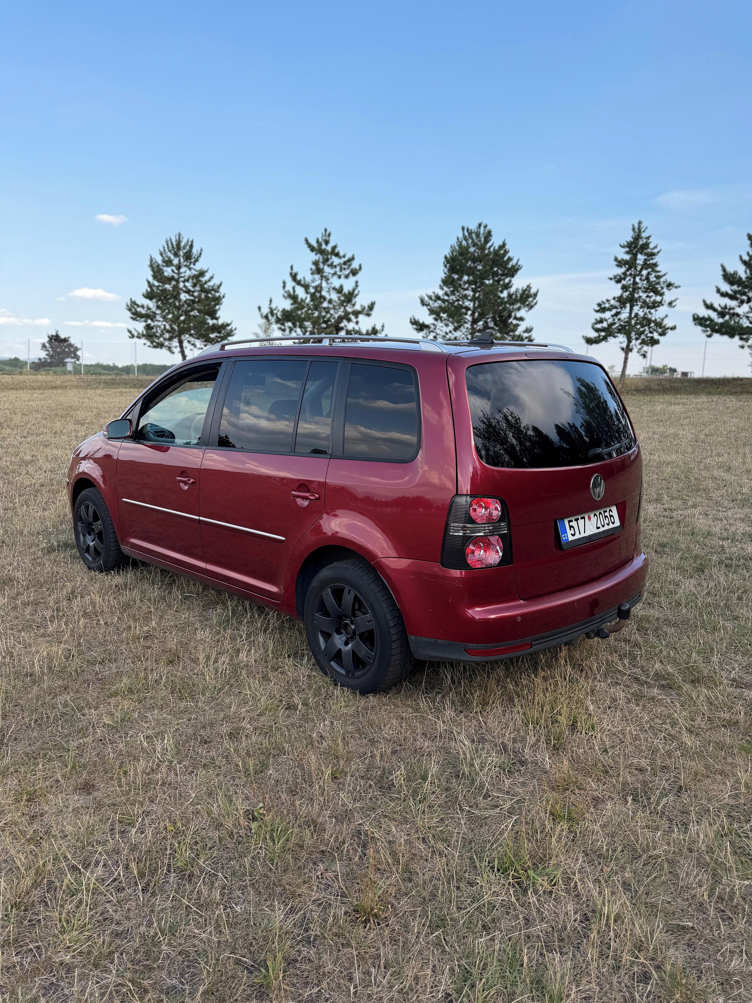 Volkswagen Touran, VW Touran 2.0 TDi - fotka 5