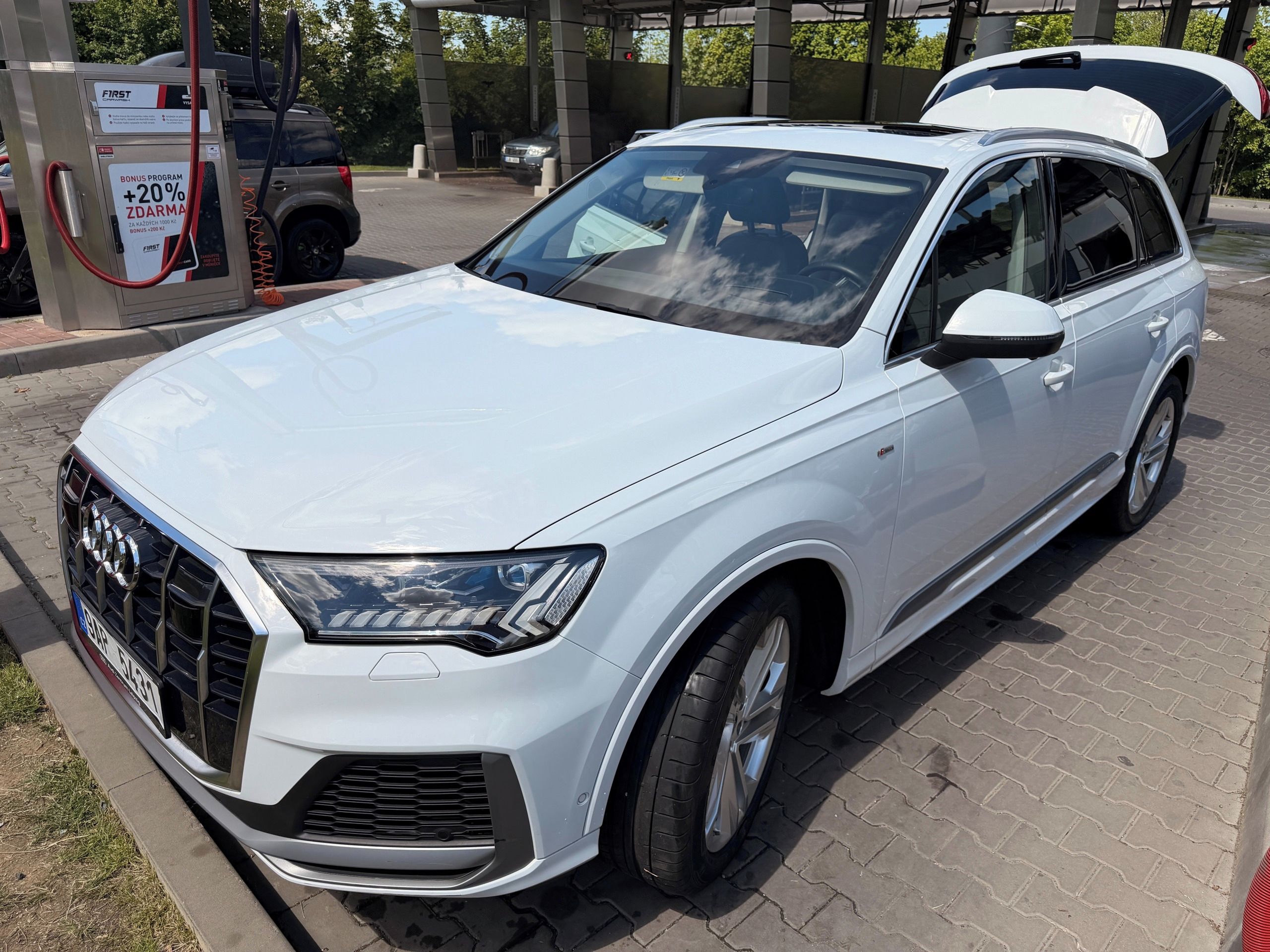 Audi Q7, 50 TDI quattro S line | 7 míst