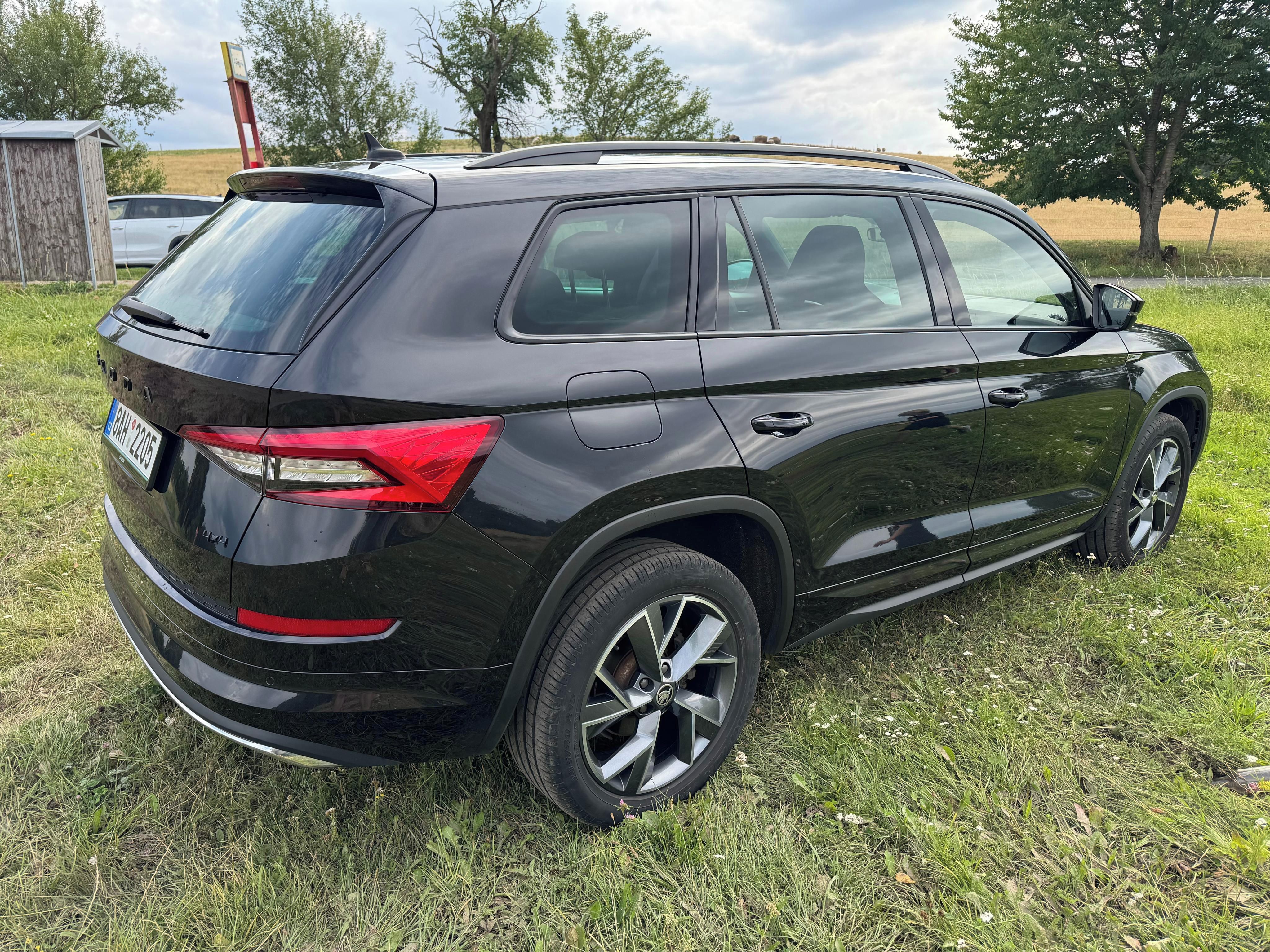 Škoda Kodiaq, 2.0 TDi 4x4 Sportline - fotka 2