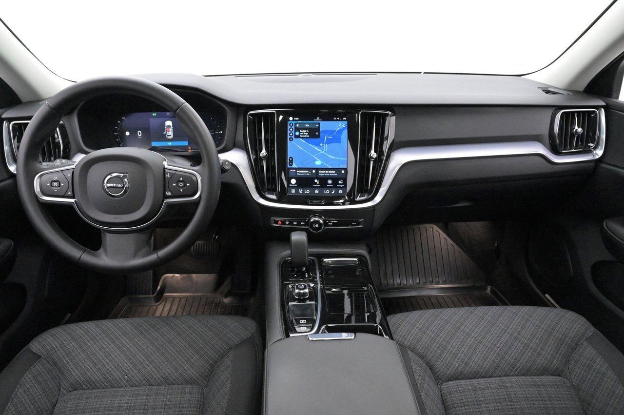 Volvo V60, Recharge T6 AWD Core Bright - fotka 6