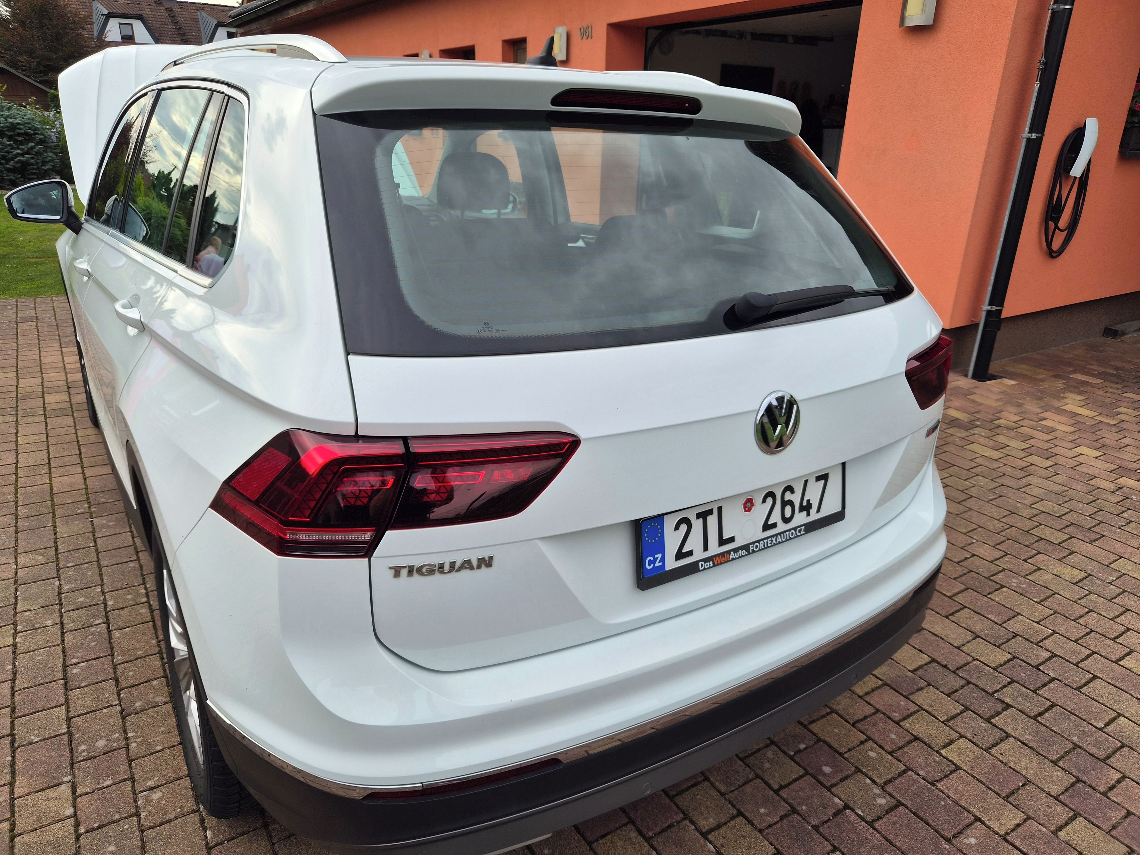 Volkswagen Tiguan, 2.0 BiTDI 176kw 4x4 - fotka 5