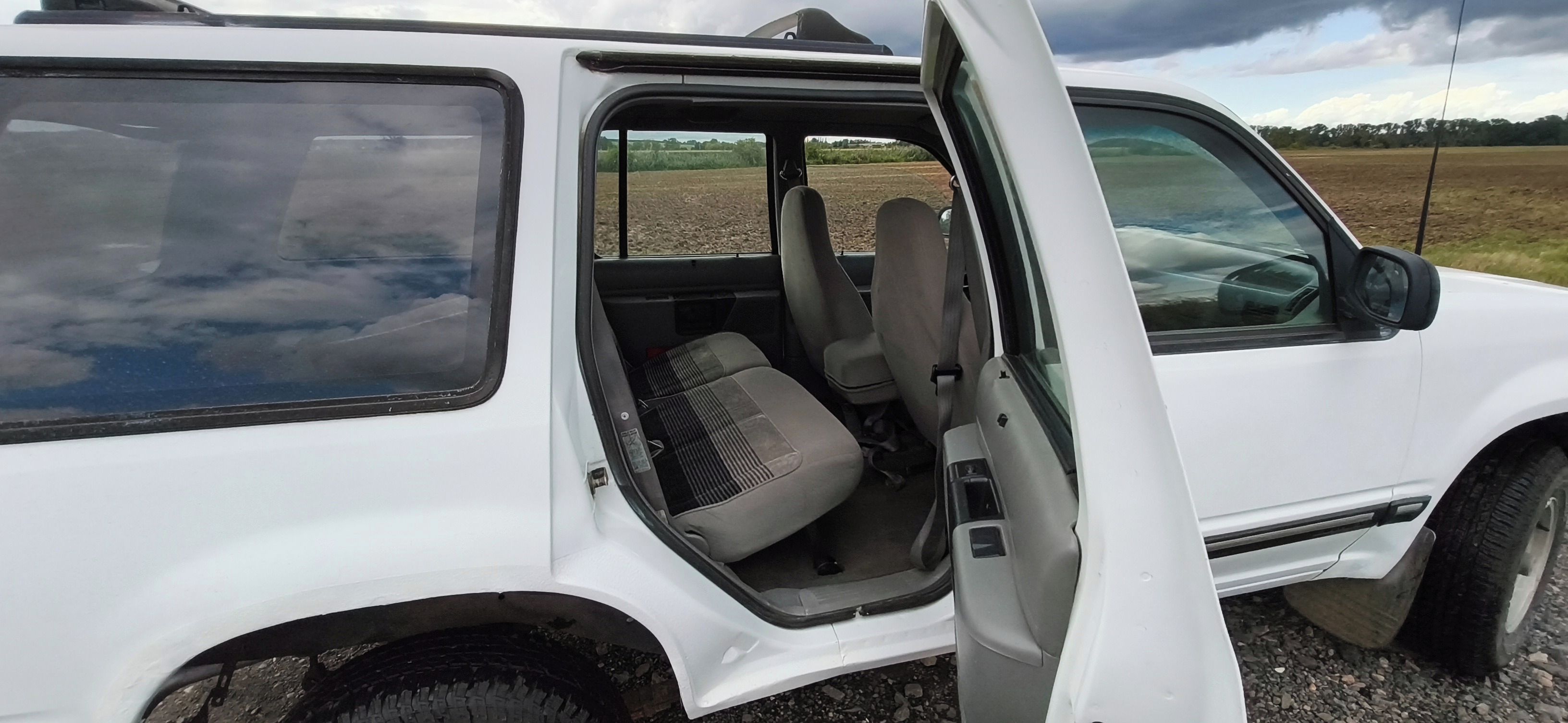 Ford Explorer, 4.0 V6 - fotka 5
