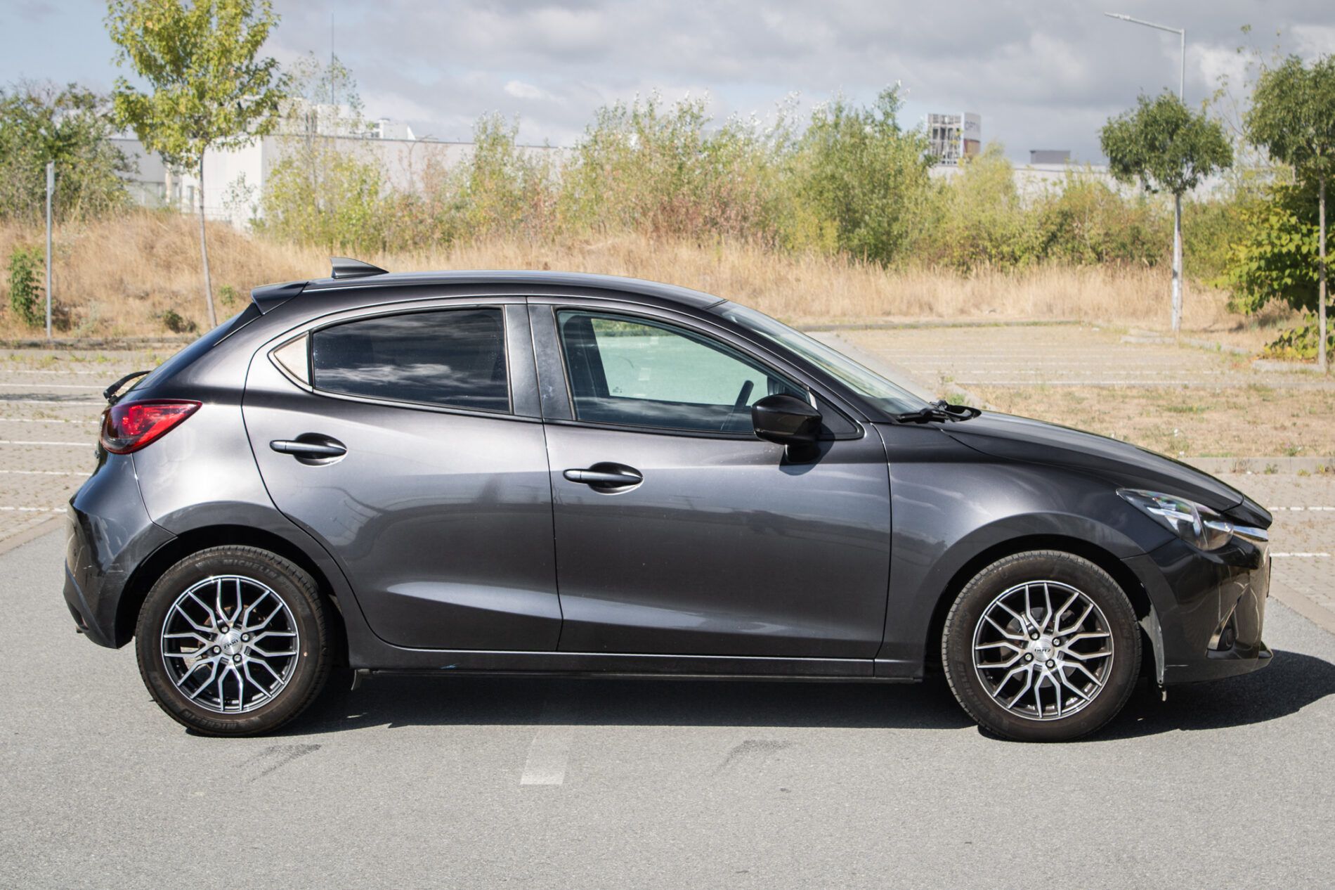 Mazda 2 - fotka 4